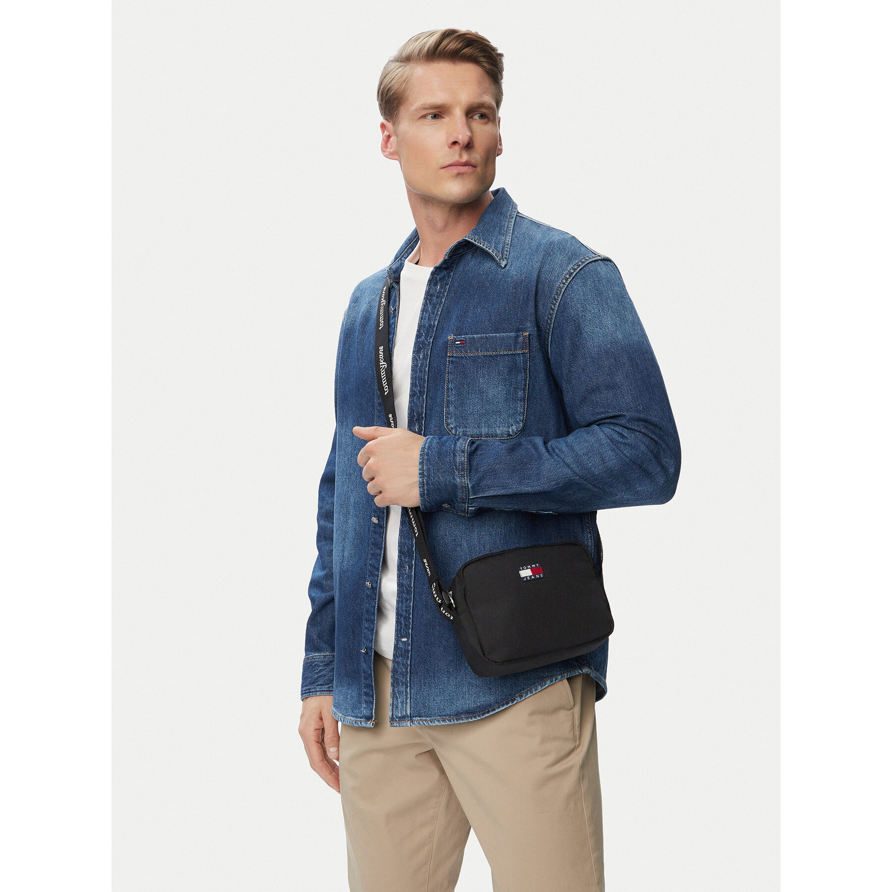 Geantă Tommy Jeans Tjw Ess Daily Crossover AW0AW18769 Negru