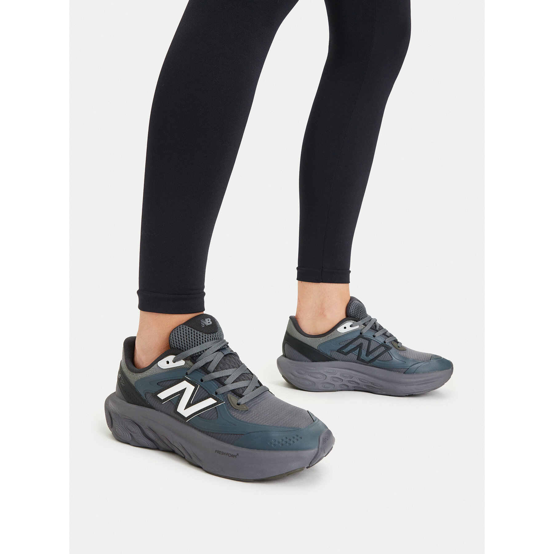Sneakers New Balance UTRN7WP Gri