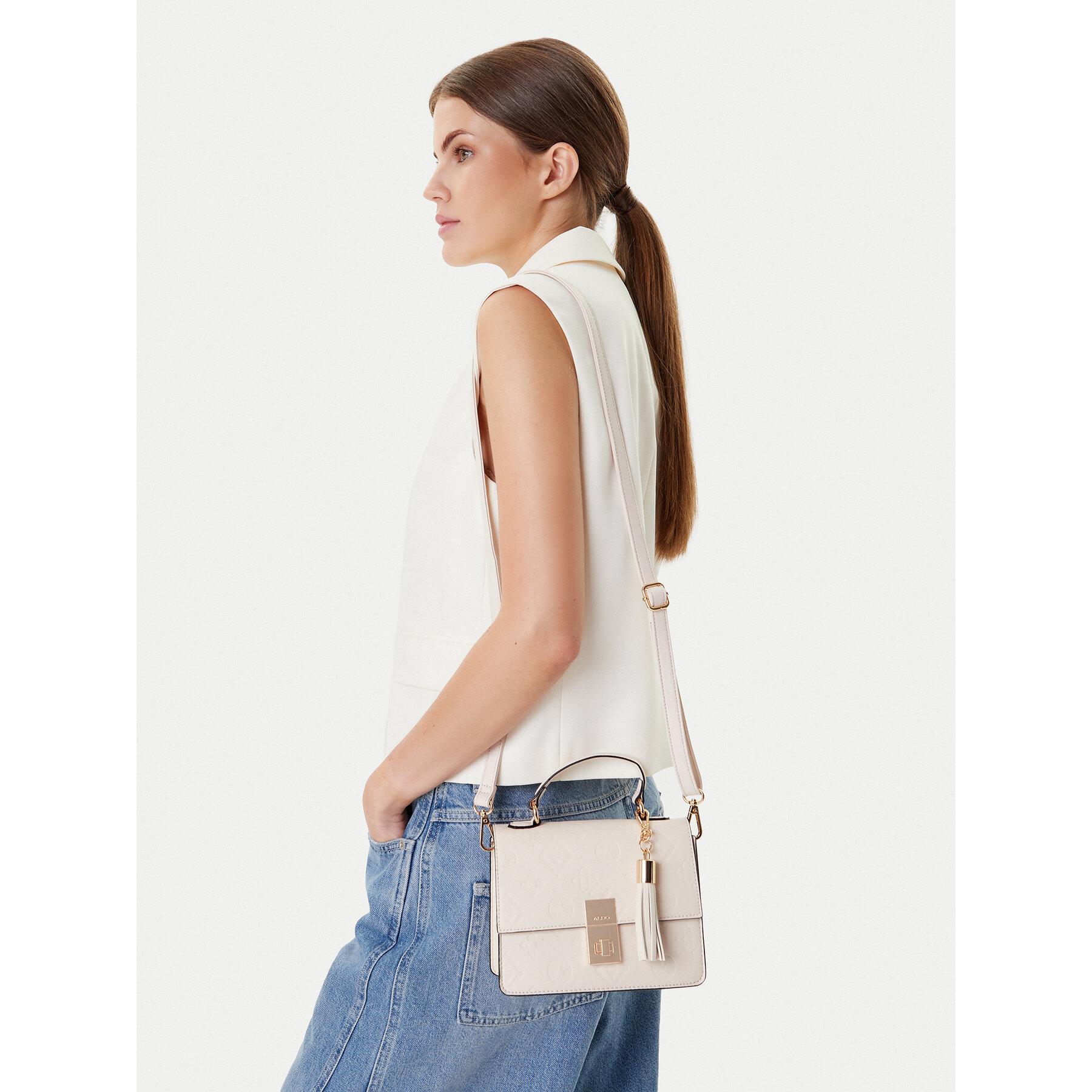 Дамска чанта Aldo Bovan 13871498 Бежов