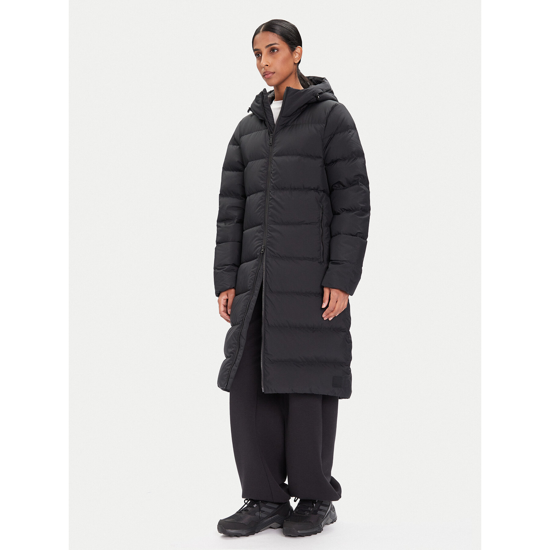 Jack Wolfskin Daunenjacke Frozen Palace 1204133 Schwarz Regular Fit