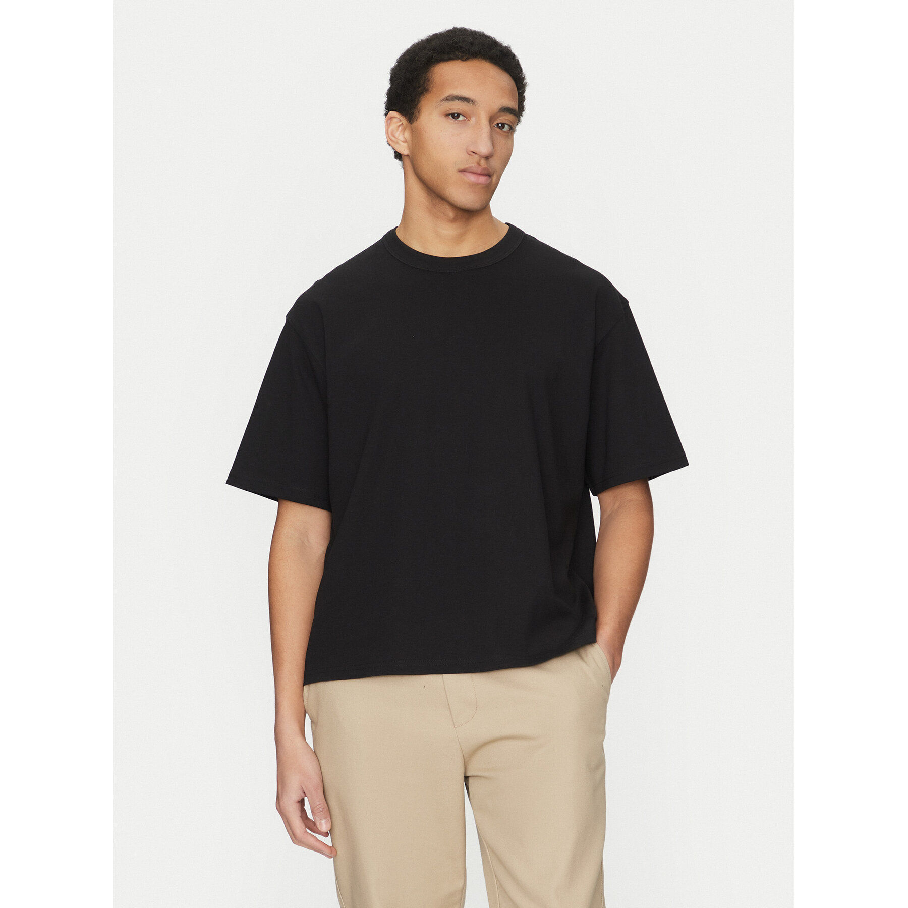 Jack & Jones Póló Manchester 12275656 Fekete Cropped Fit