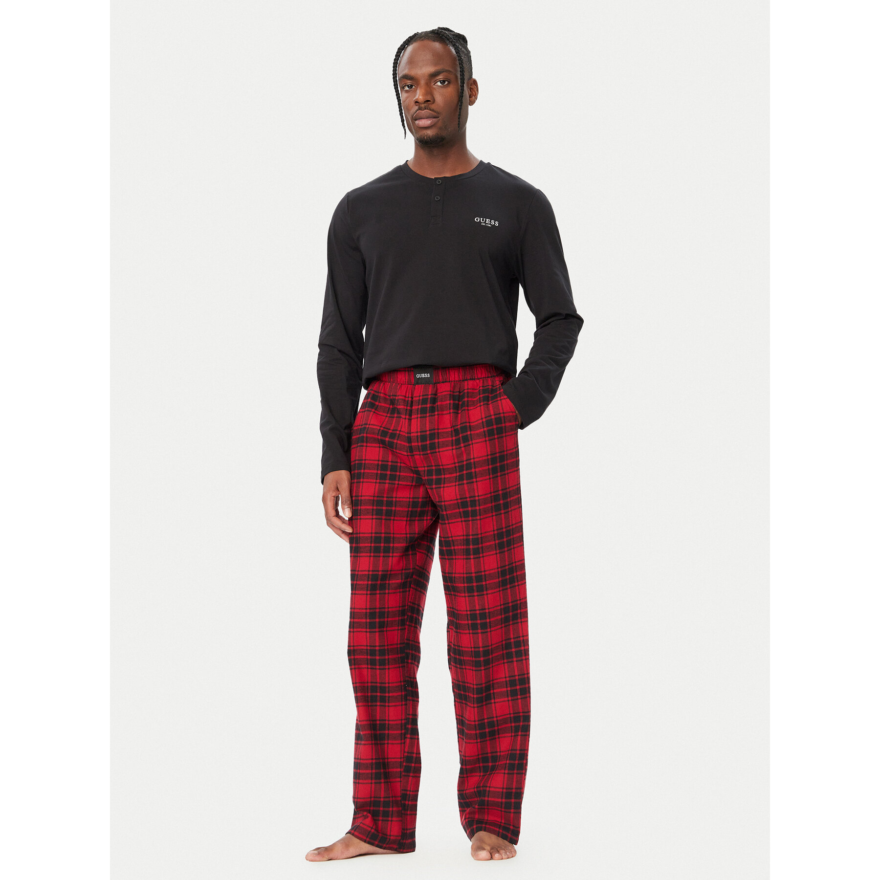 Guess Pidžama U6BX05 K5382 Crna Regular Fit
