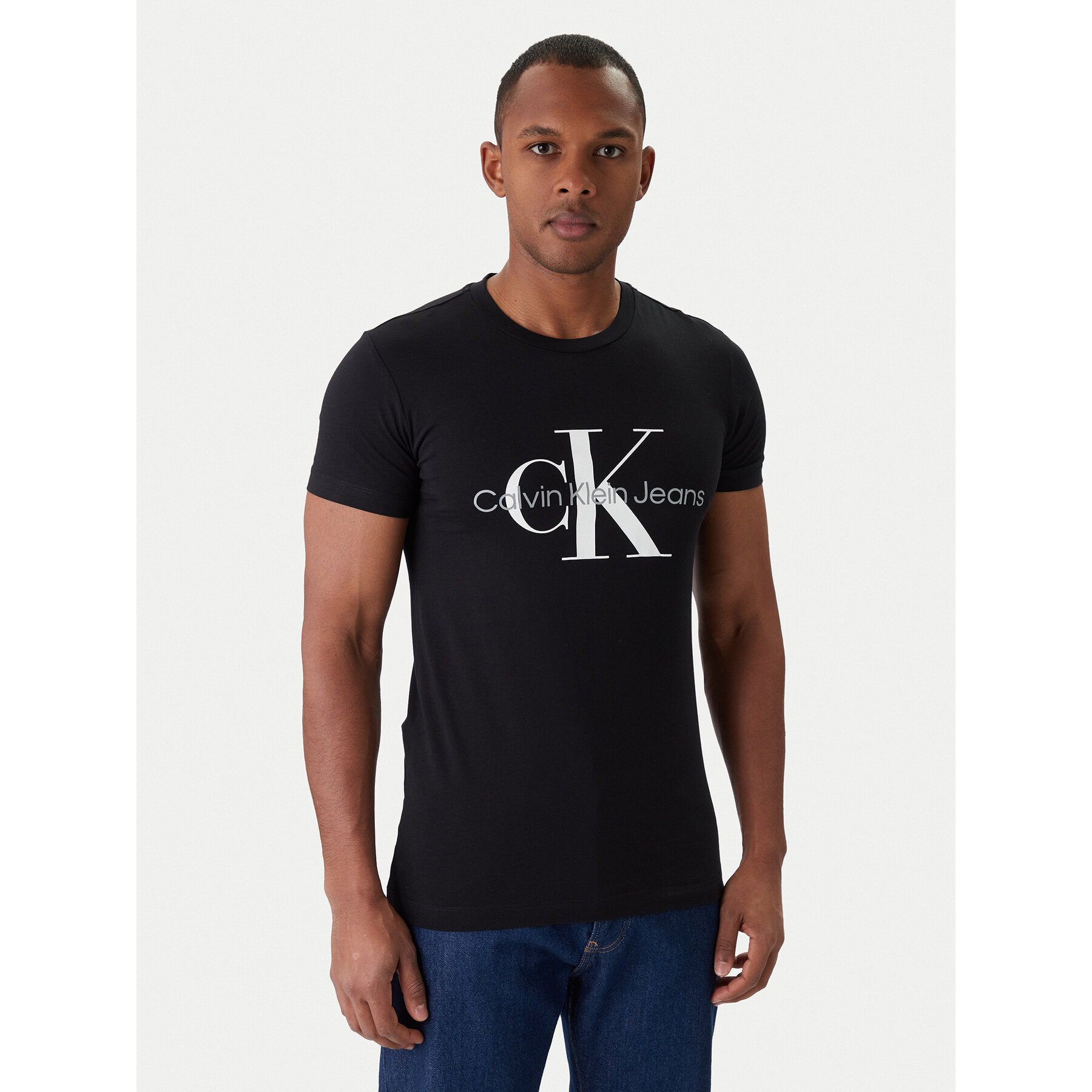 Calvin Klein Jeans T-shirt J30J320935 Crna Slim Fit
