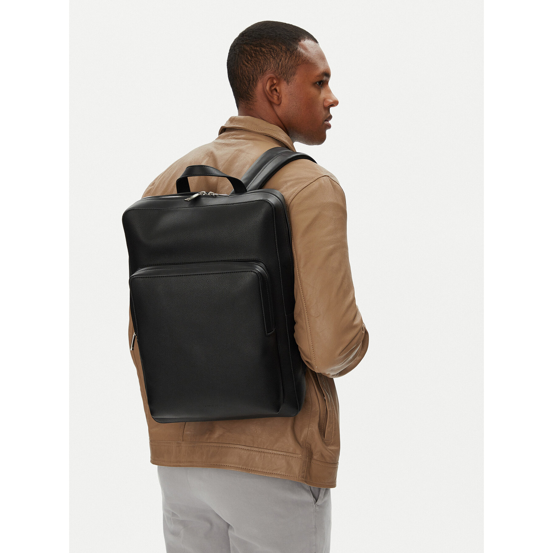 Σακίδιο Calvin Klein Micro Pebble Slim Sq Bp 42 LV04D3005G Μαύρο