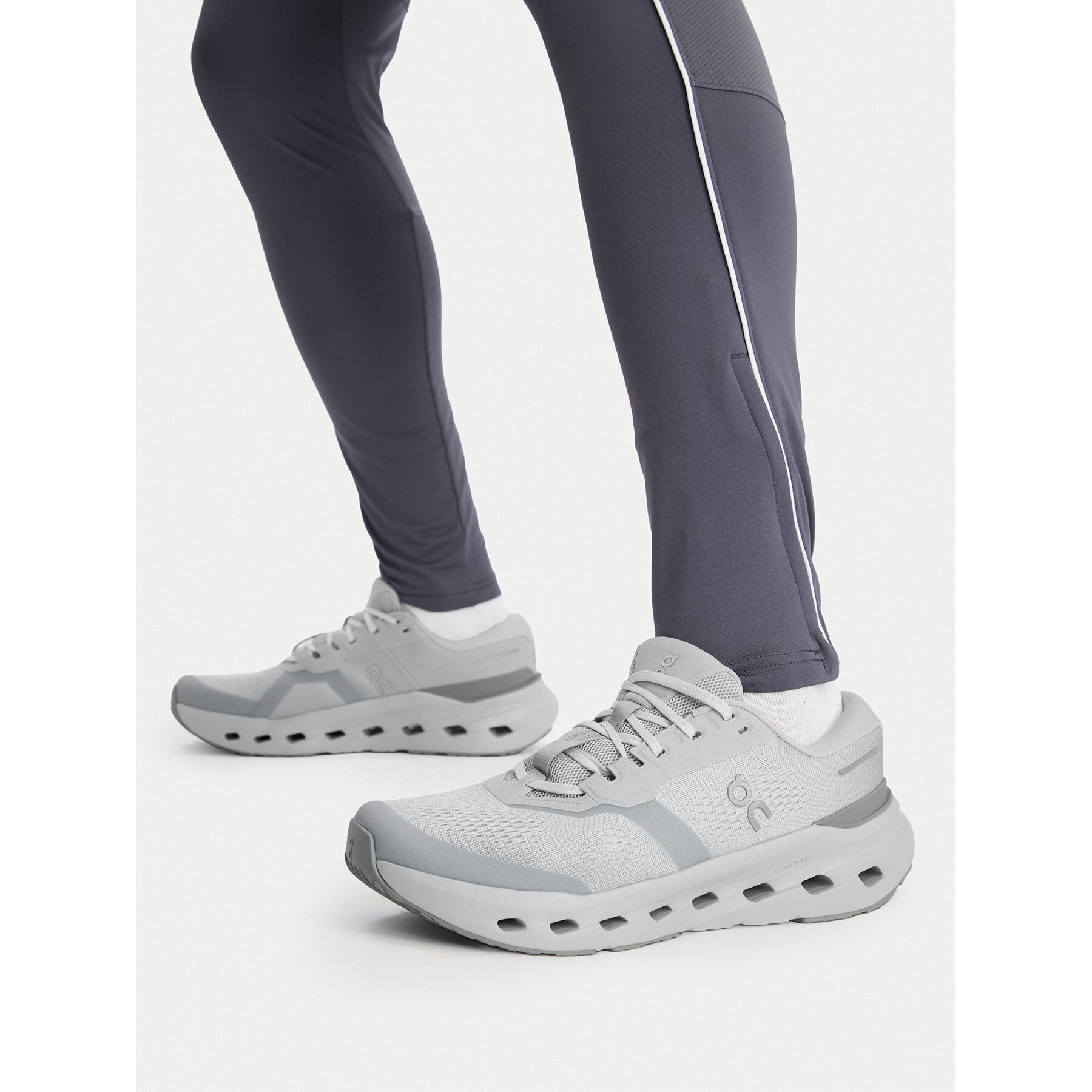 Pantofi pentru alergare On Cloudrunner 3 3MG10071536 Gri