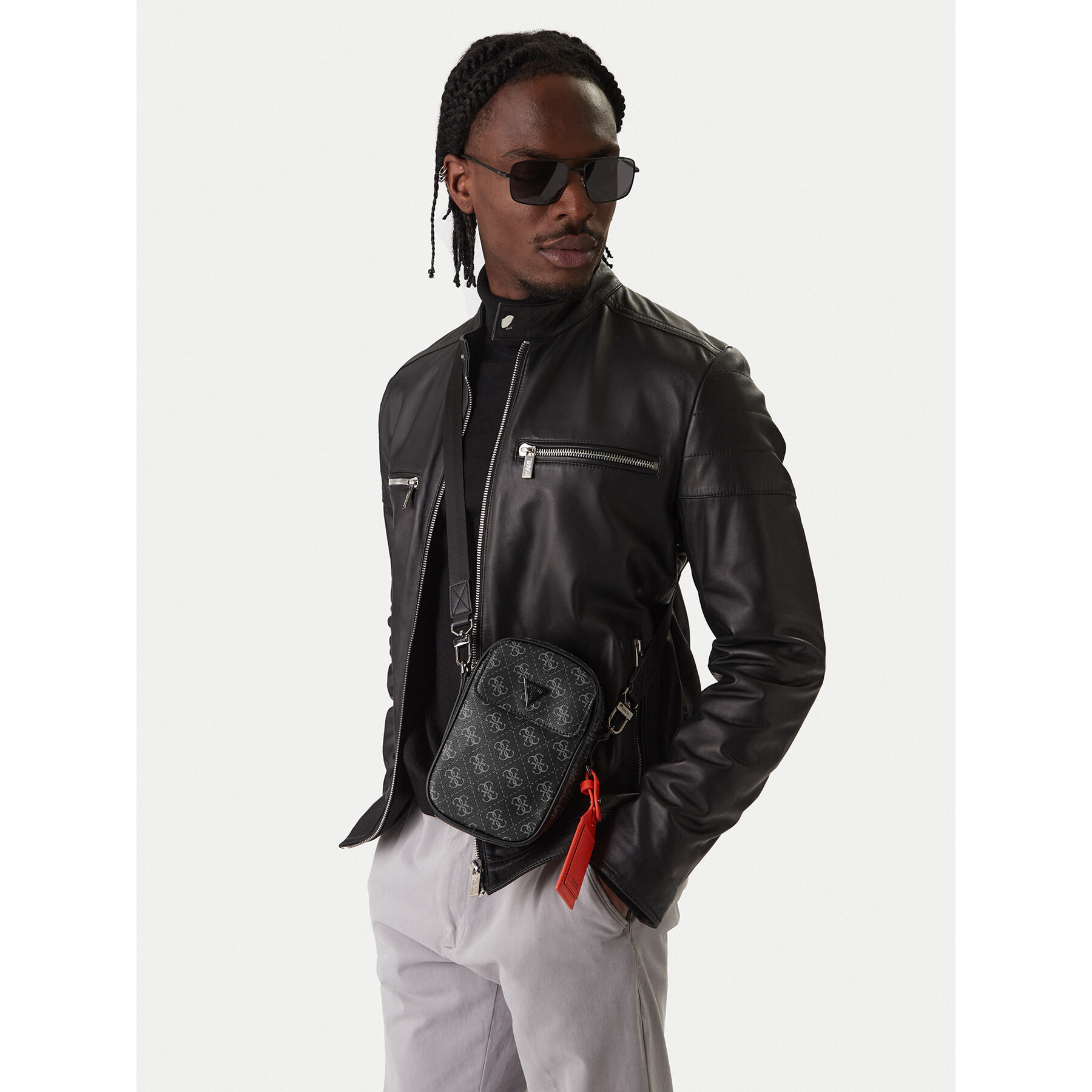 Geantă crossover Guess HMMILO P5425 Negru