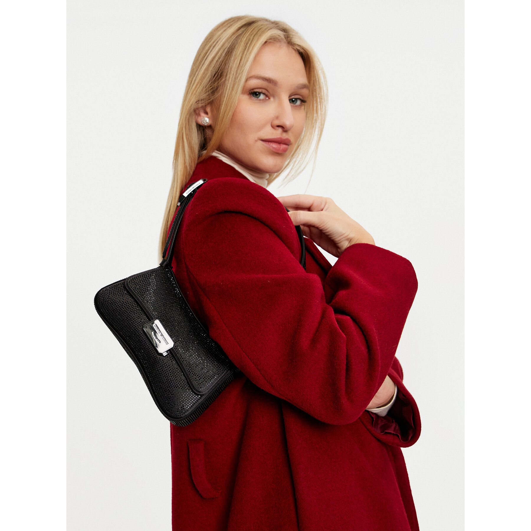Táska Emporio Armani Y3E244 YZZ9I 81138 Fekete
