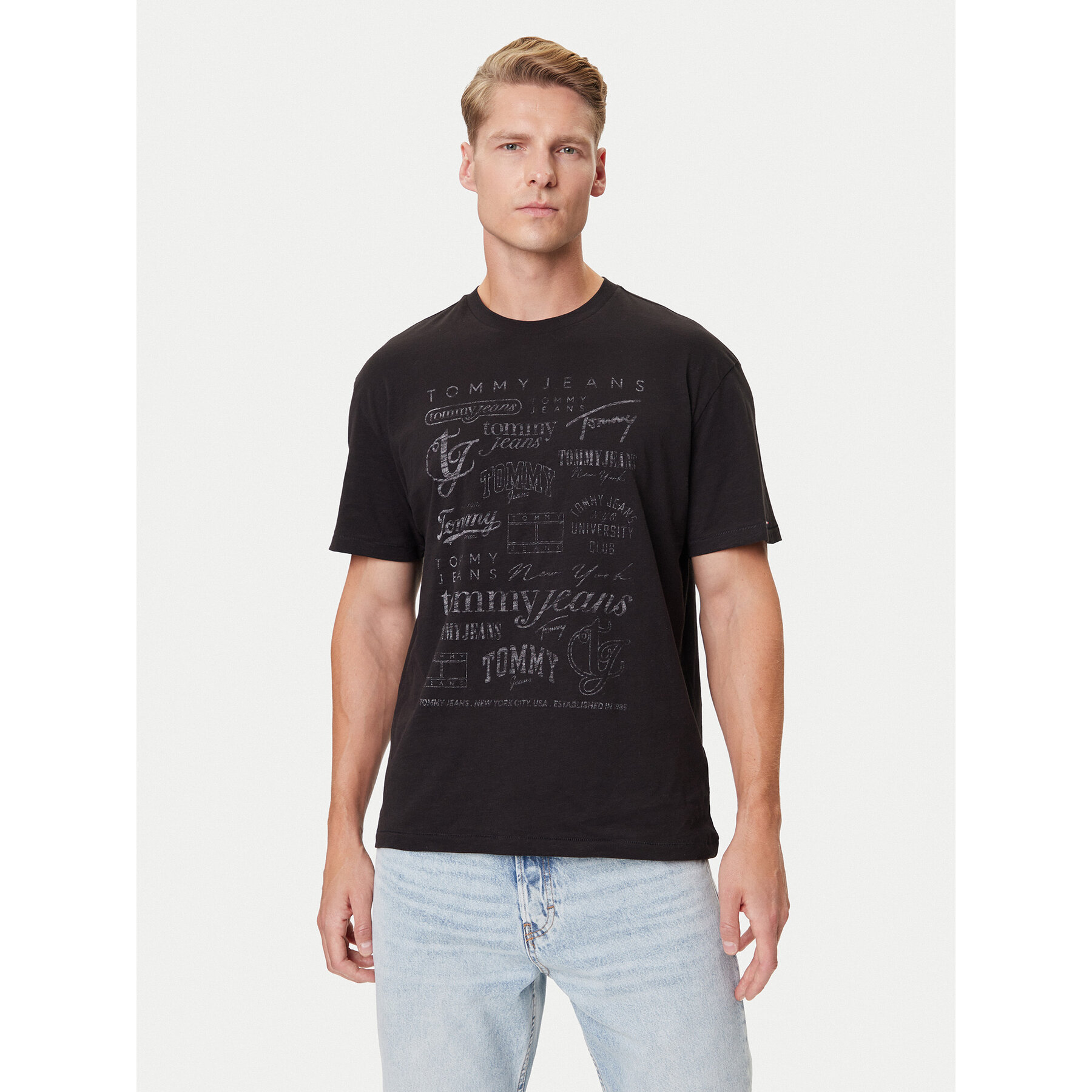 Tommy Jeans Majica Archive Logos DM0DM21584 Črna Relaxed Fit