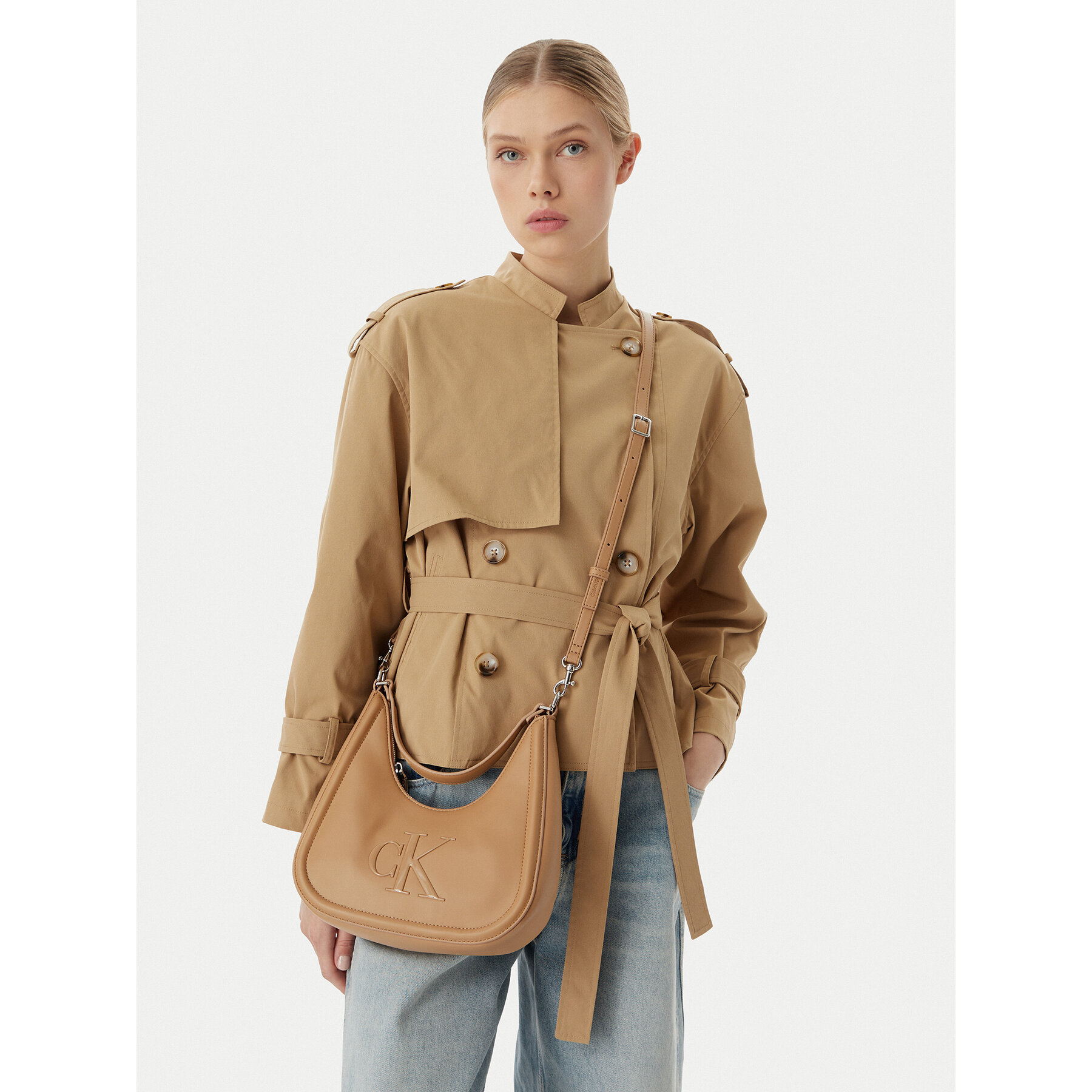 Torbica Calvin Klein Bold Ck Small Crescent LV04F3561G Bež