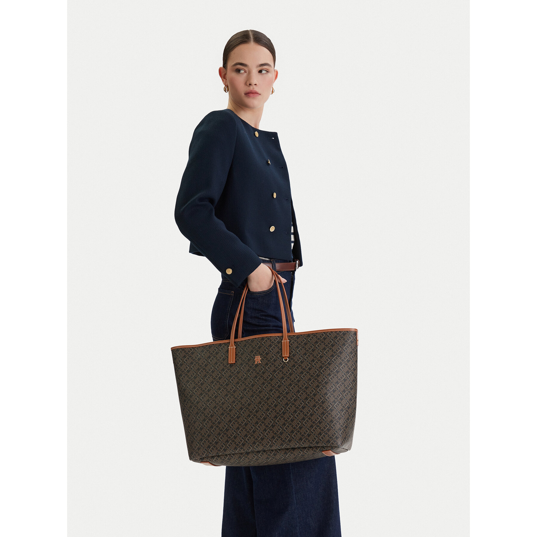 Geantă Tommy Hilfiger Th Monoplay Maxi Tote Le AW0AW18850 Negru