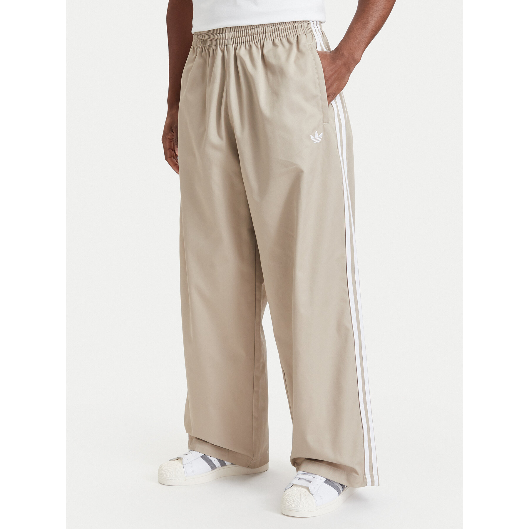 adidas Jogginghose Adicolor Sst Cotton Twill Trousers KR1385 Beige Relaxed Fit