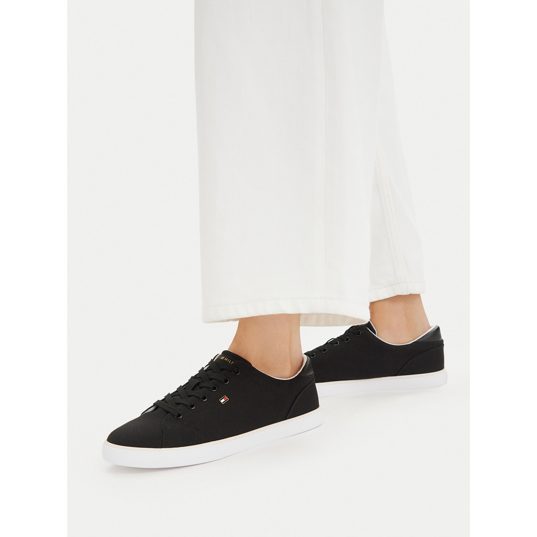 Гуменки Tommy Hilfiger Th Low Profile Vulc Canvas FW0FW09102 Черен
