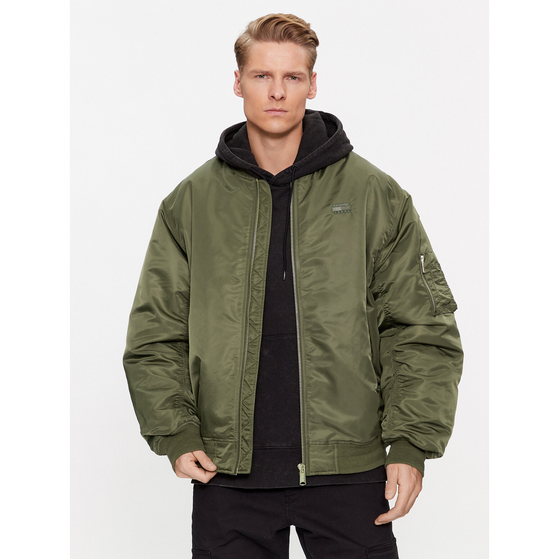 Tommy Jeans Bomberjacke Authentic DM0DM17660 Grün Relaxed Fit