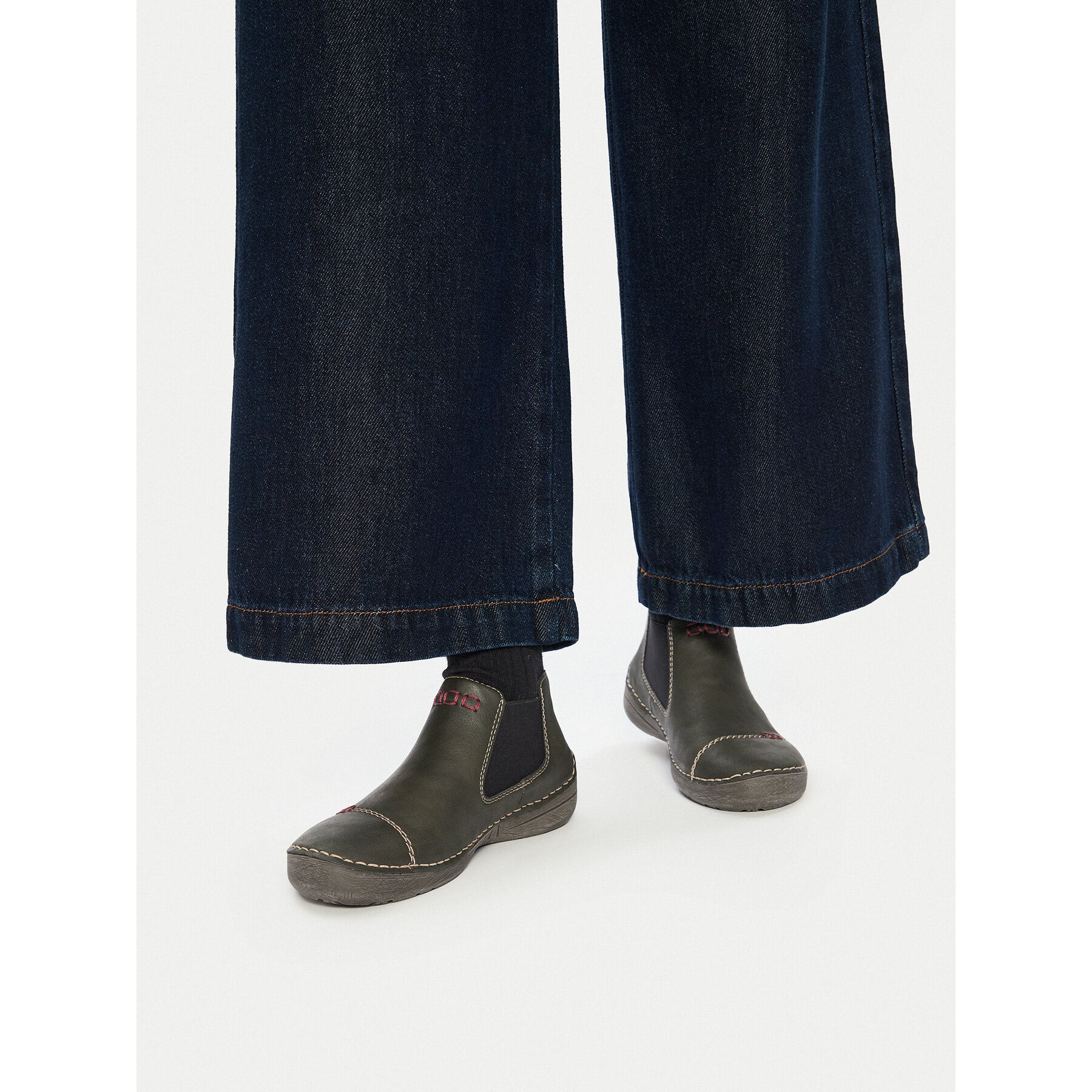 Členková obuv s elastickým prvkom Rieker 52590-54 Kaki