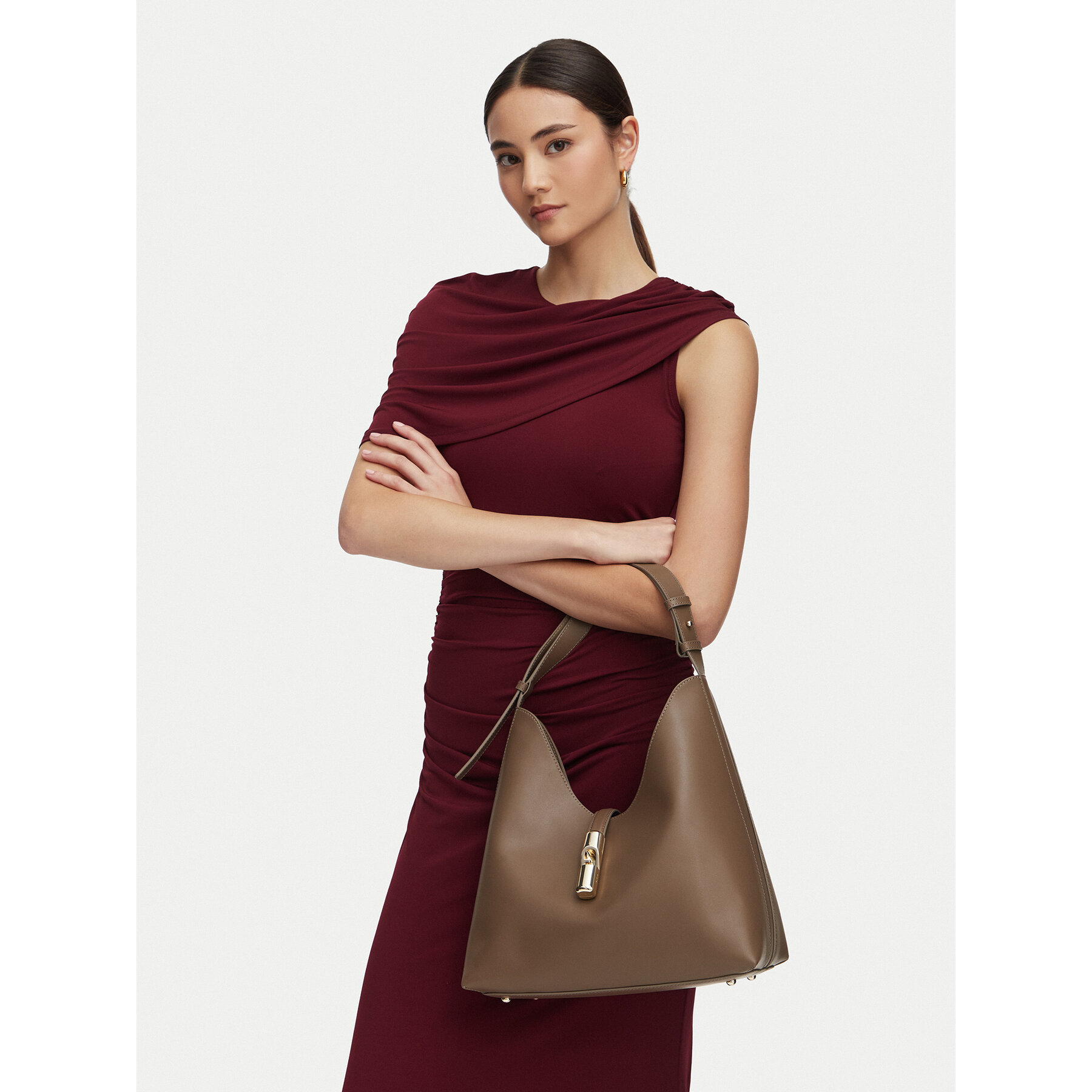 Geantă Furla Goccia M WB01499 BX3104 CN 4903S Maro