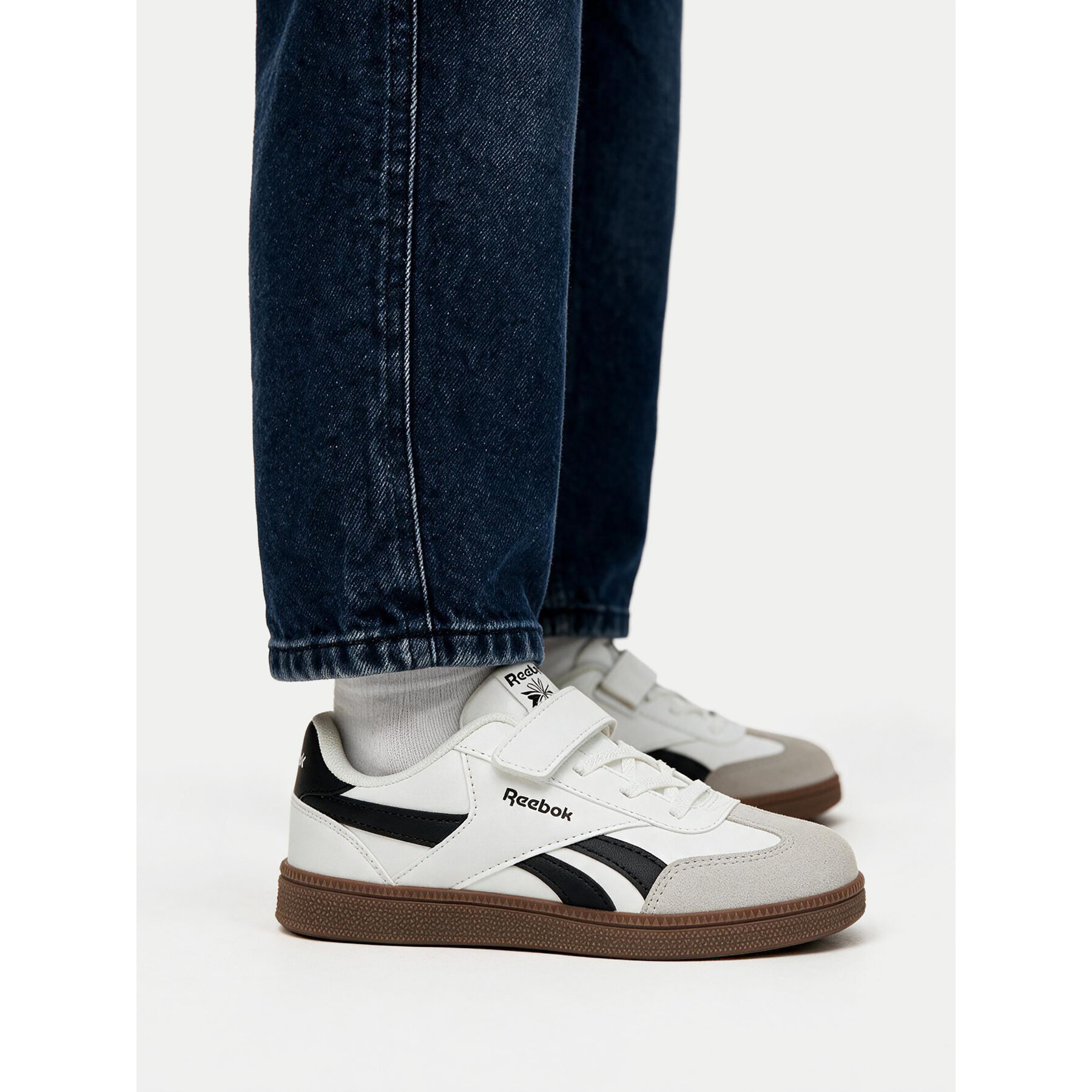 Sneakersy Reebok CEO-LEA-D680 Biela