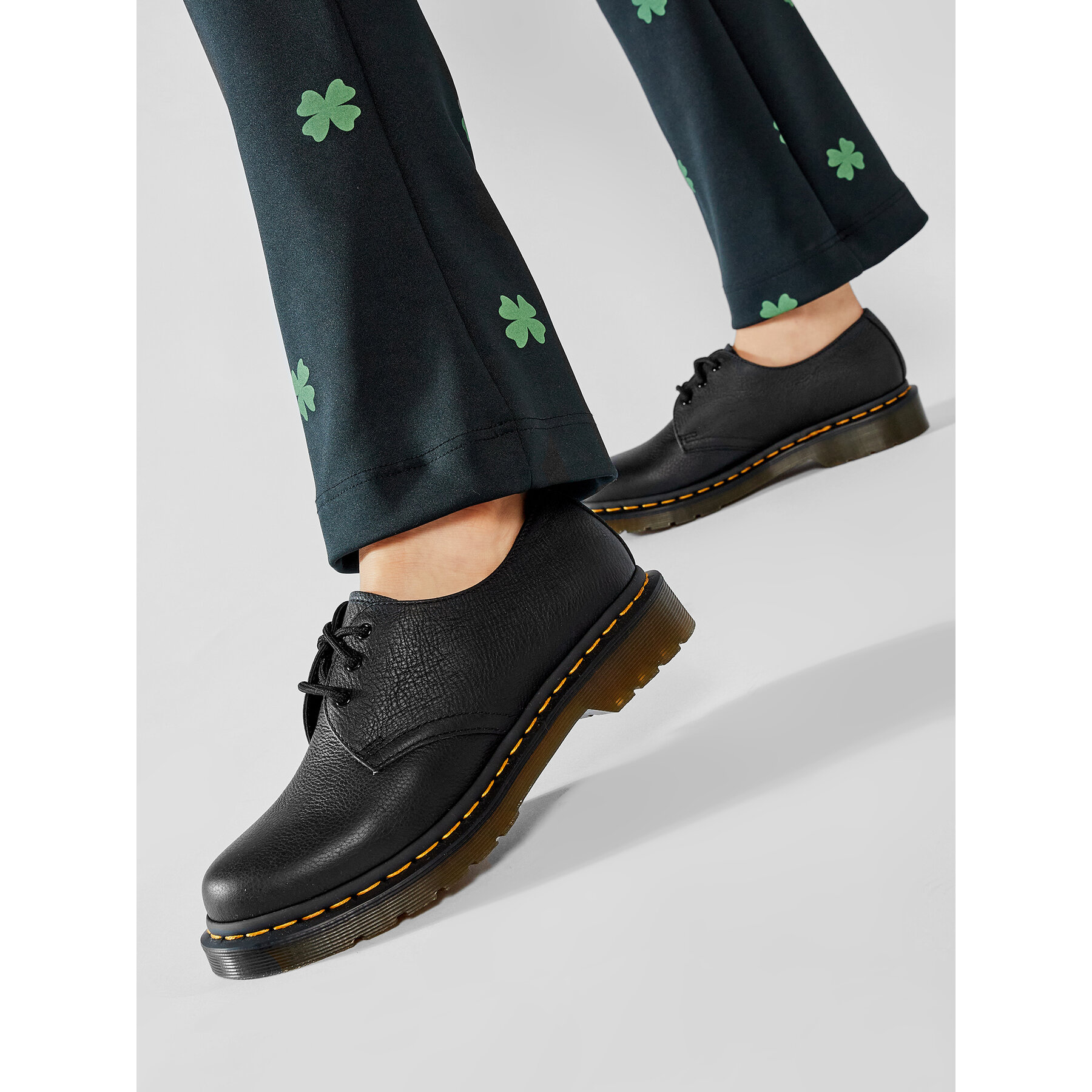 Кубинки Dr. Martens 1461 24256001 Черен
