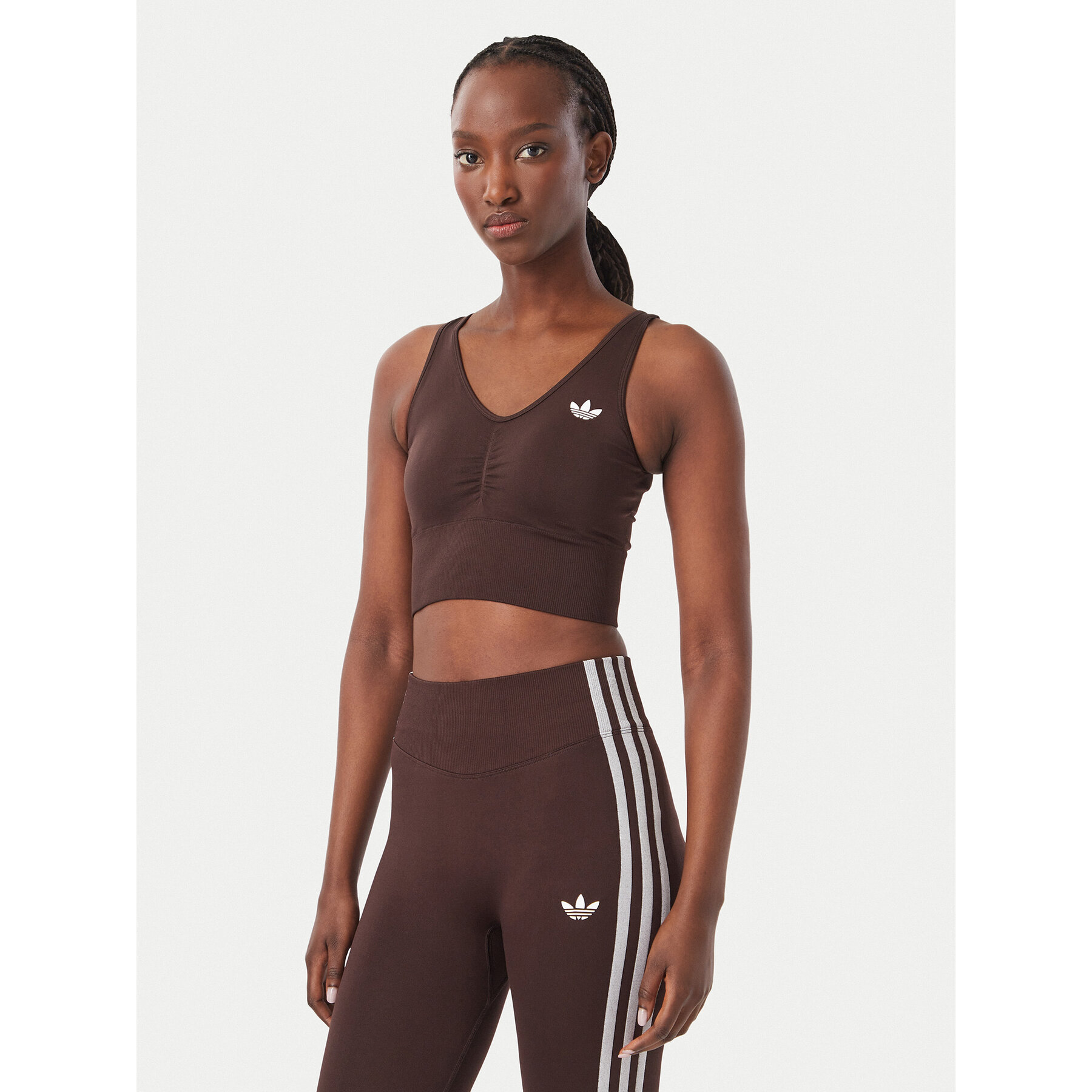 adidas Špotni nedrček Essentials Seamless Bralette IA4524 Rjava Regular Fit