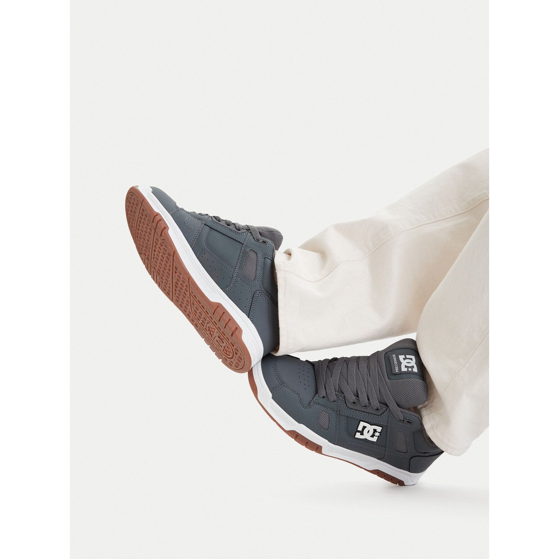 Сникърси DC Shoes CEO-V5-10121 Сив