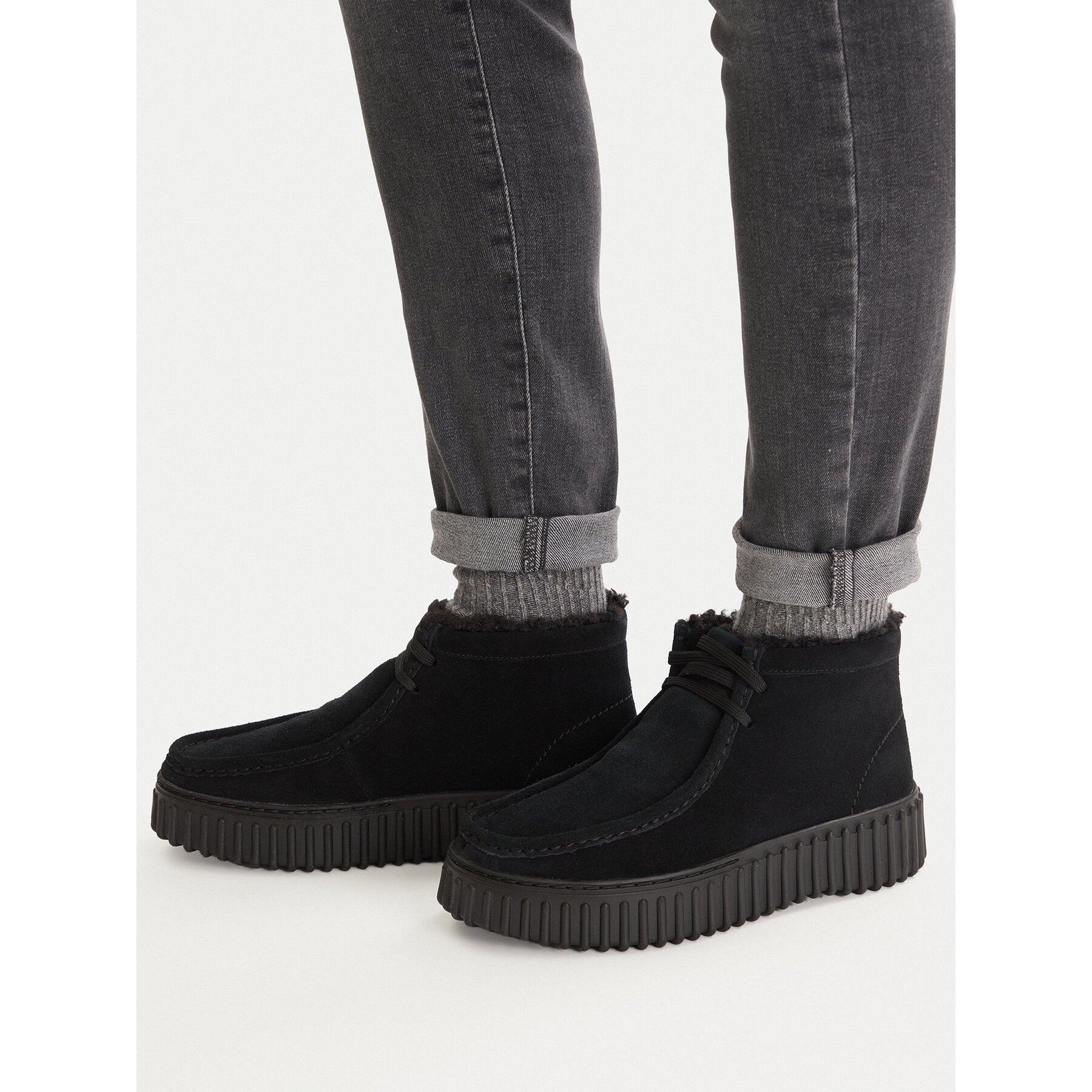 Ghete Clarks Torhill Moss 26182916 Negru
