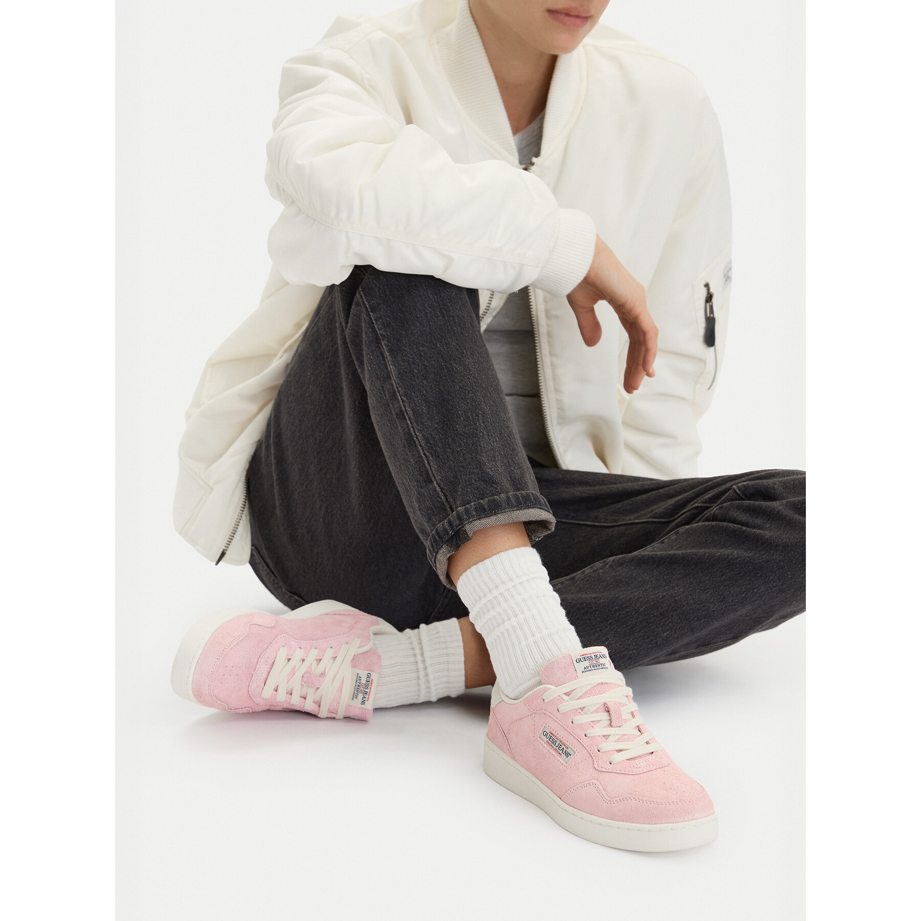 Sneakers Guess Jeans EO-XL250041 Roz deschis