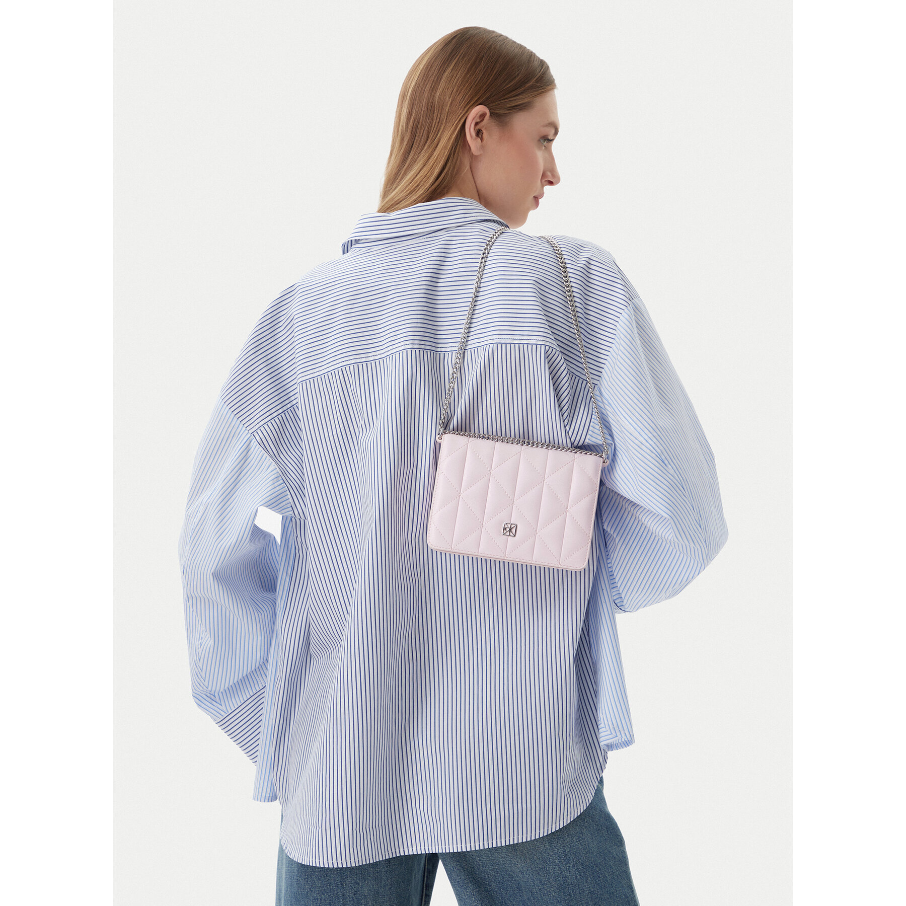 Ročna torba Calvin Klein Quilted Mini Chain Bag LV04F3321G Roza