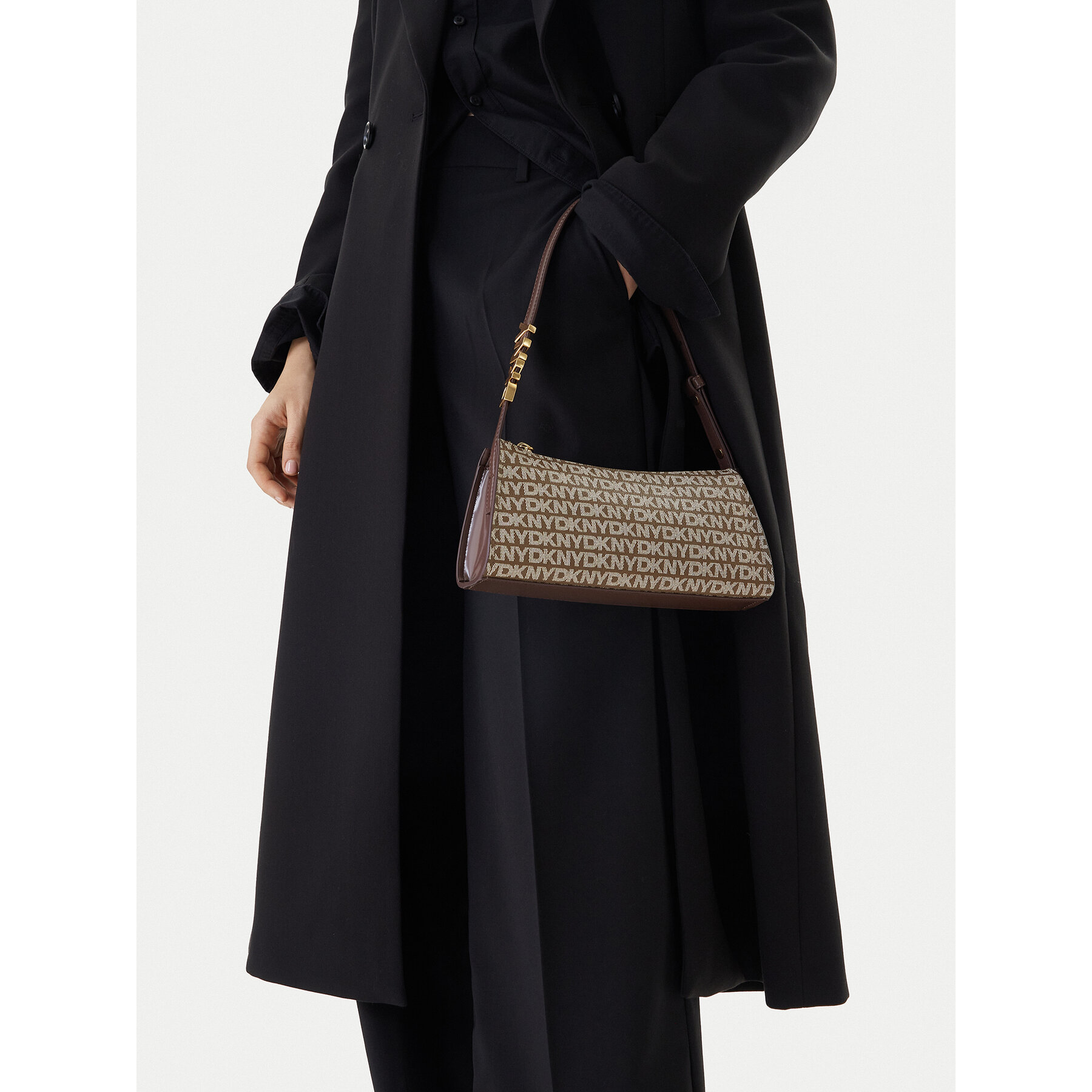 Táska DKNY R5235G57 Barna
