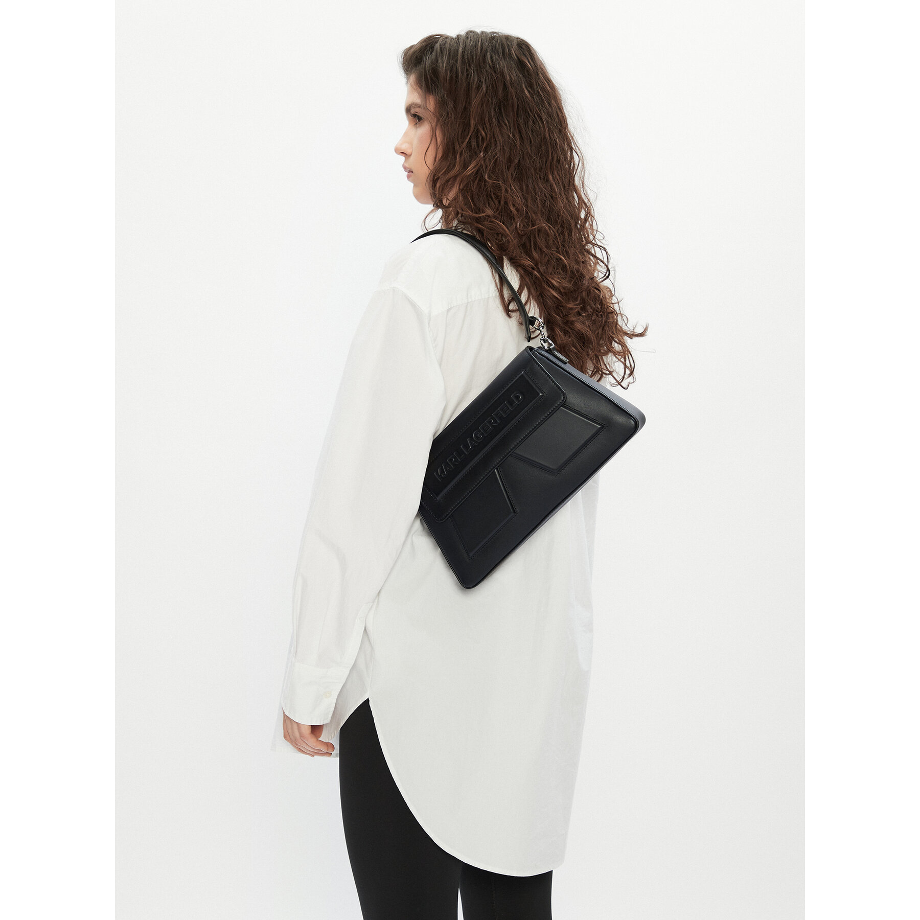 Дамска чанта KARL LAGERFELD A1W30154 Черен