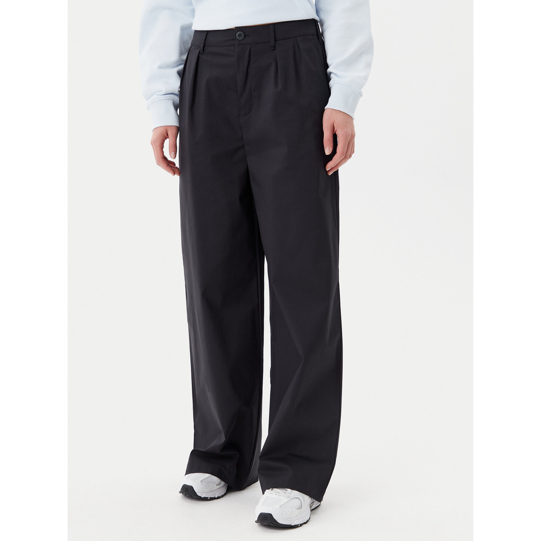 New Balance Stoffhose Boylston WP51538 Schwarz Relaxed Fit