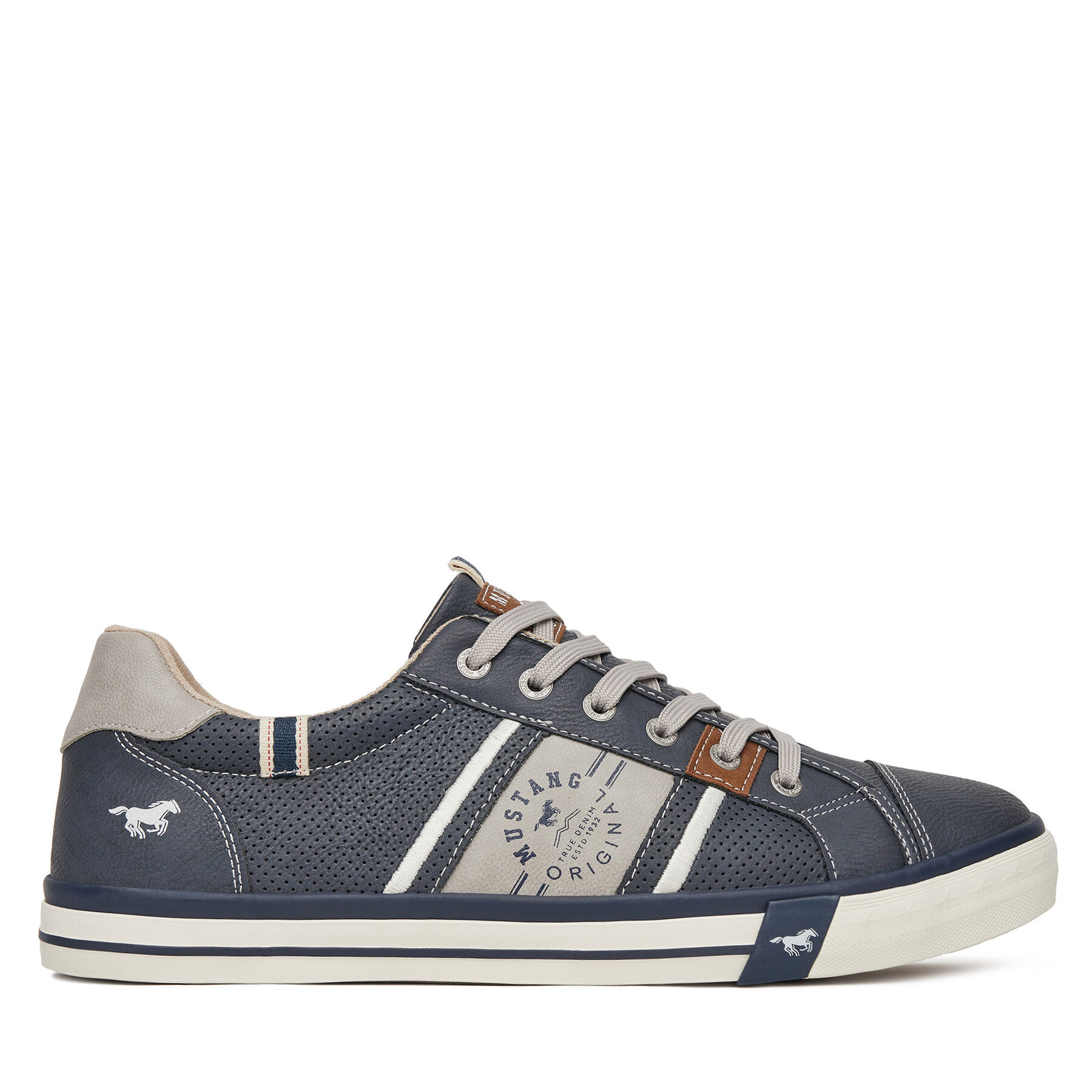 Sneakers Mustang