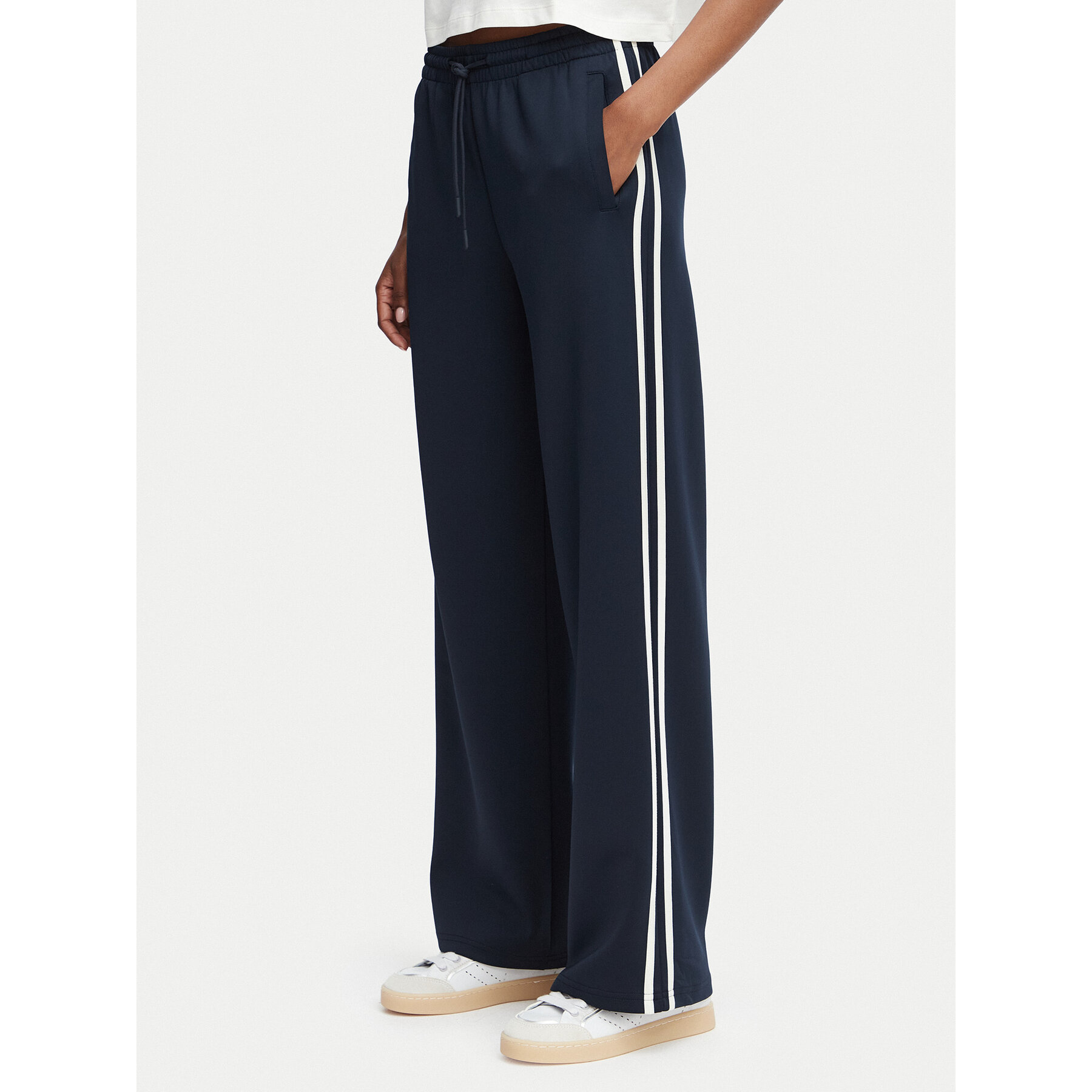 Guess Jogginghose V6YB08 K4286 Dunkelblau Regular Fit