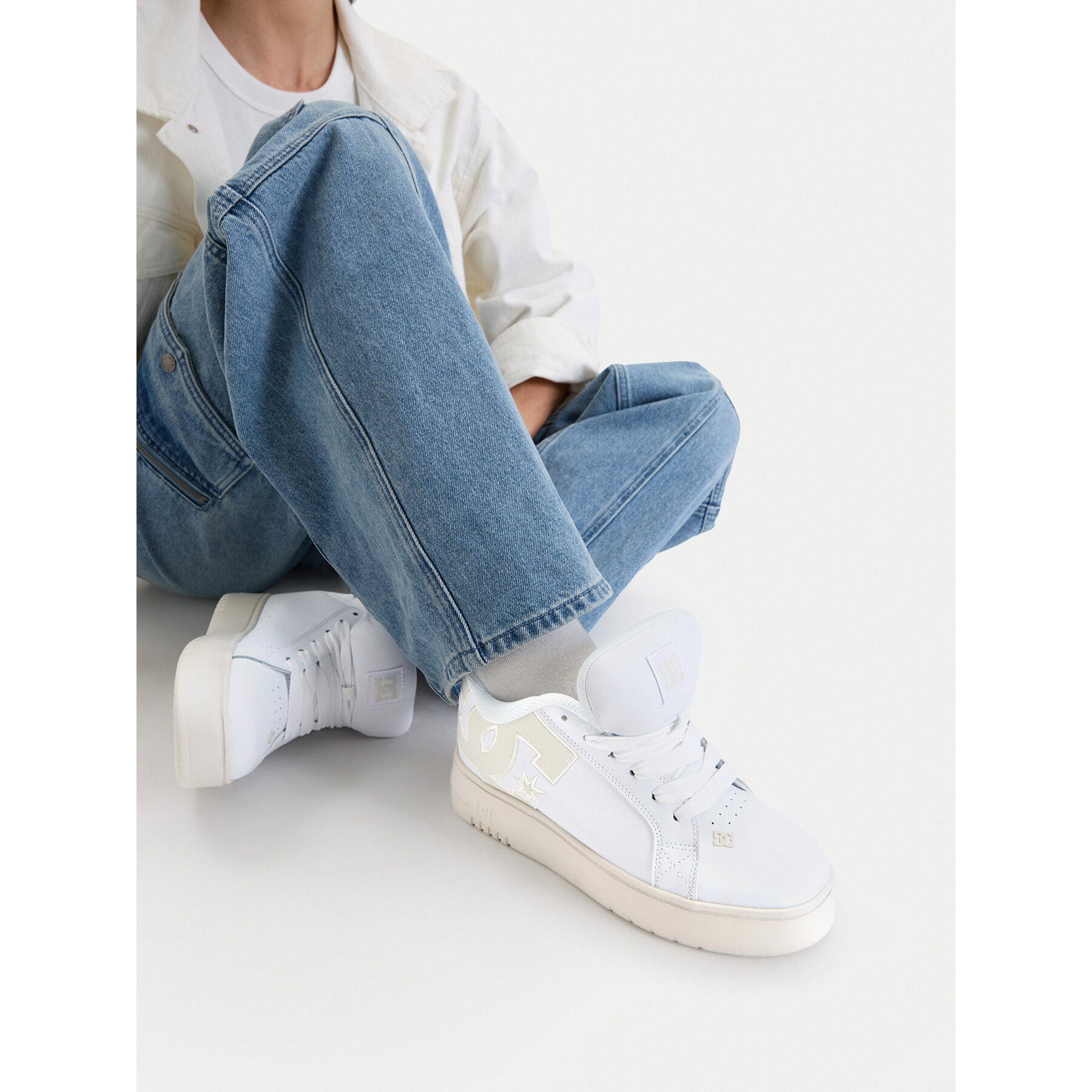 Superge DC Shoes EO-COURT GRAFFIK PLATFORM DC02422102 Bela