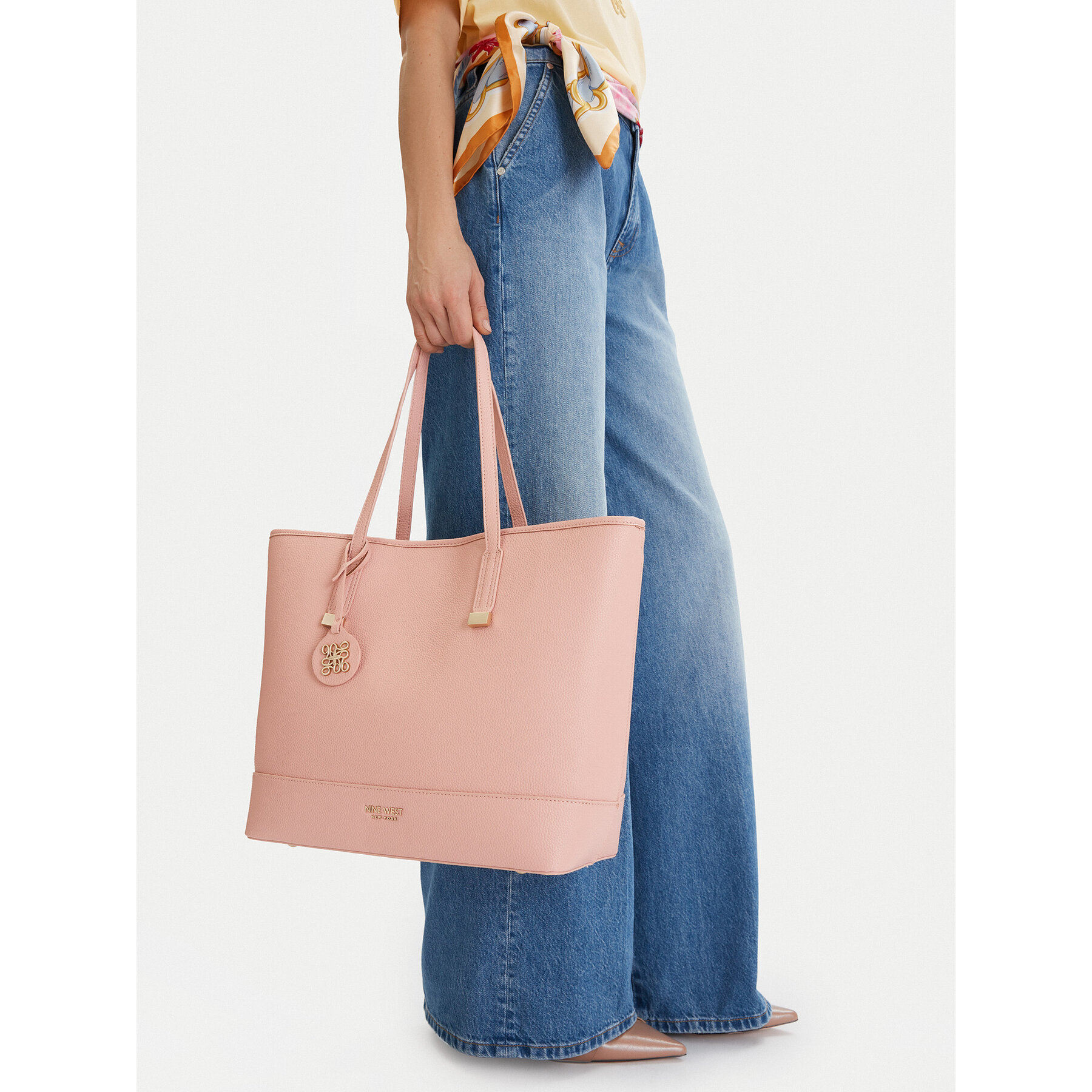 Дамска чанта Nine West EO-Delancey Day-KY254 Розов