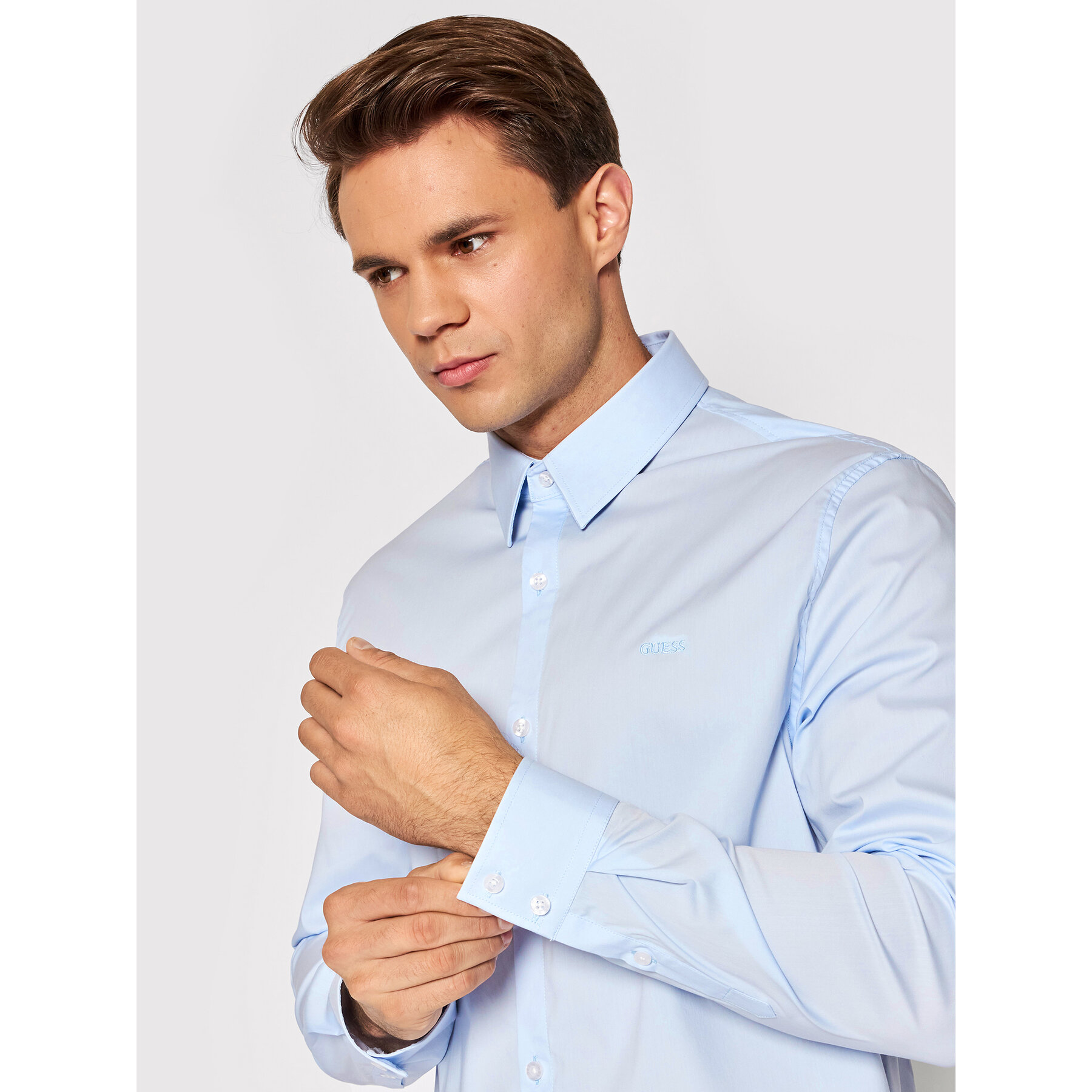 Guess Hemd Sunset M1YH20 W7ZK1 Himmelblau Slim Fit