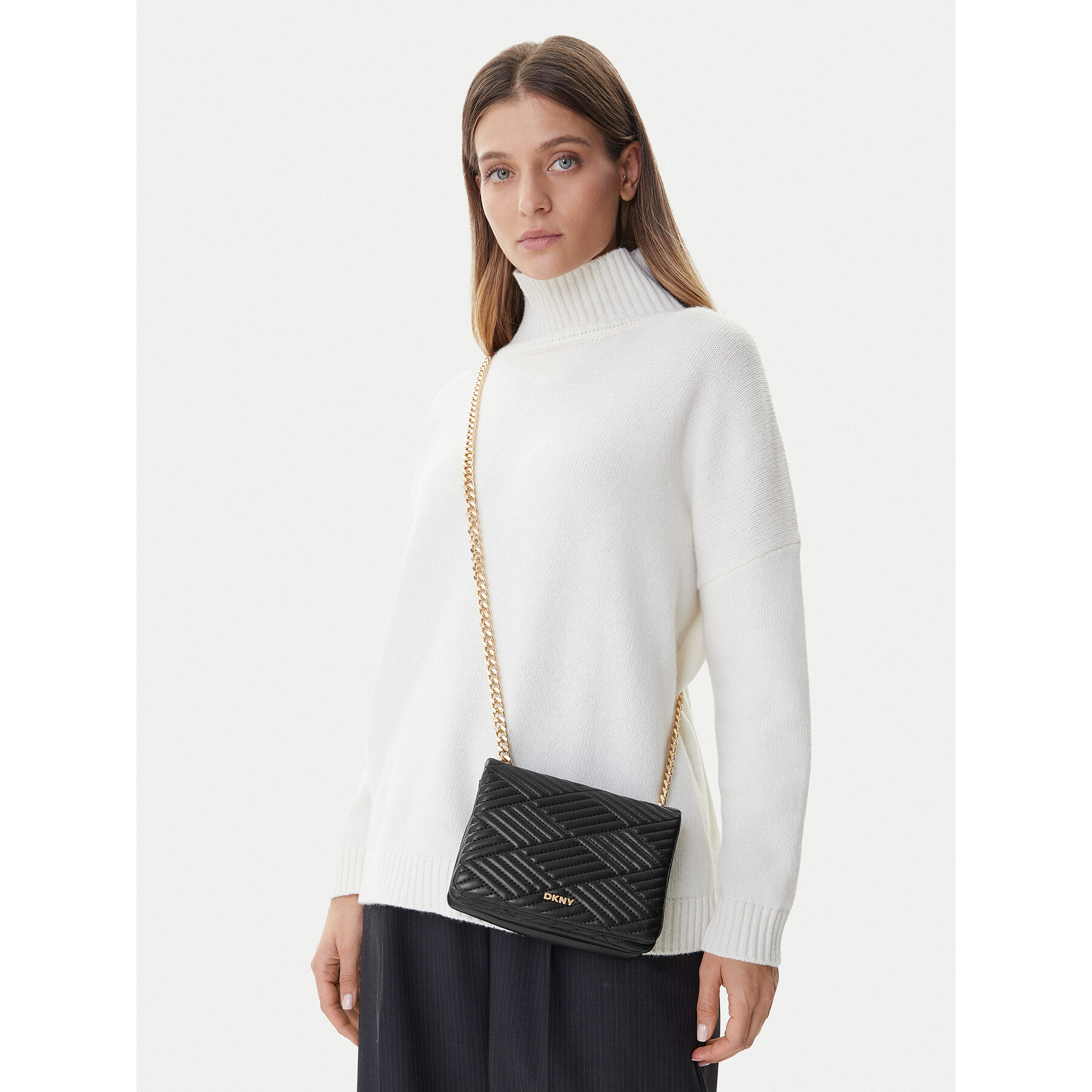 Дамска чанта DKNY R44EKI06 Черен