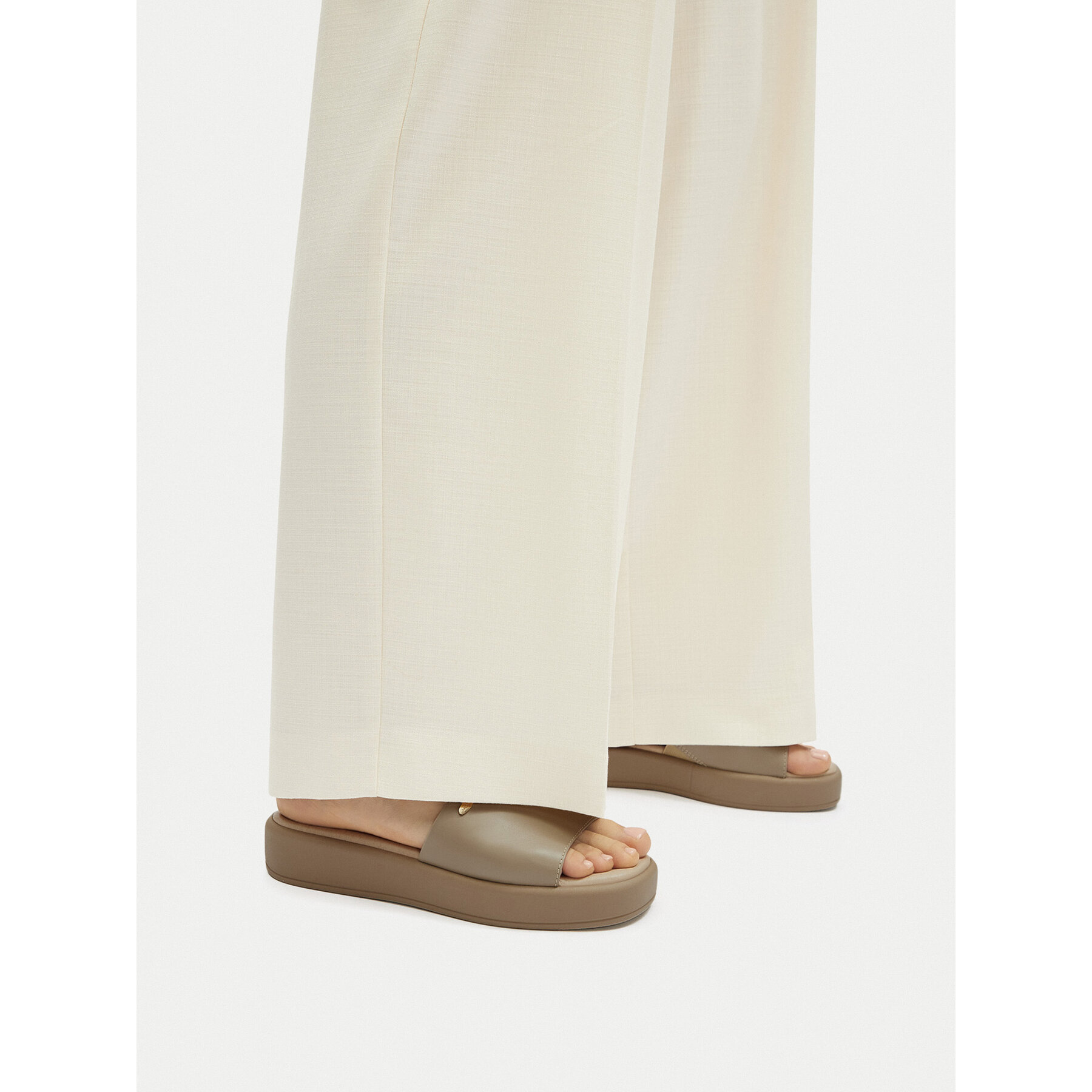 Natikači Lasocki ASTI ARC-3032-13 Bež