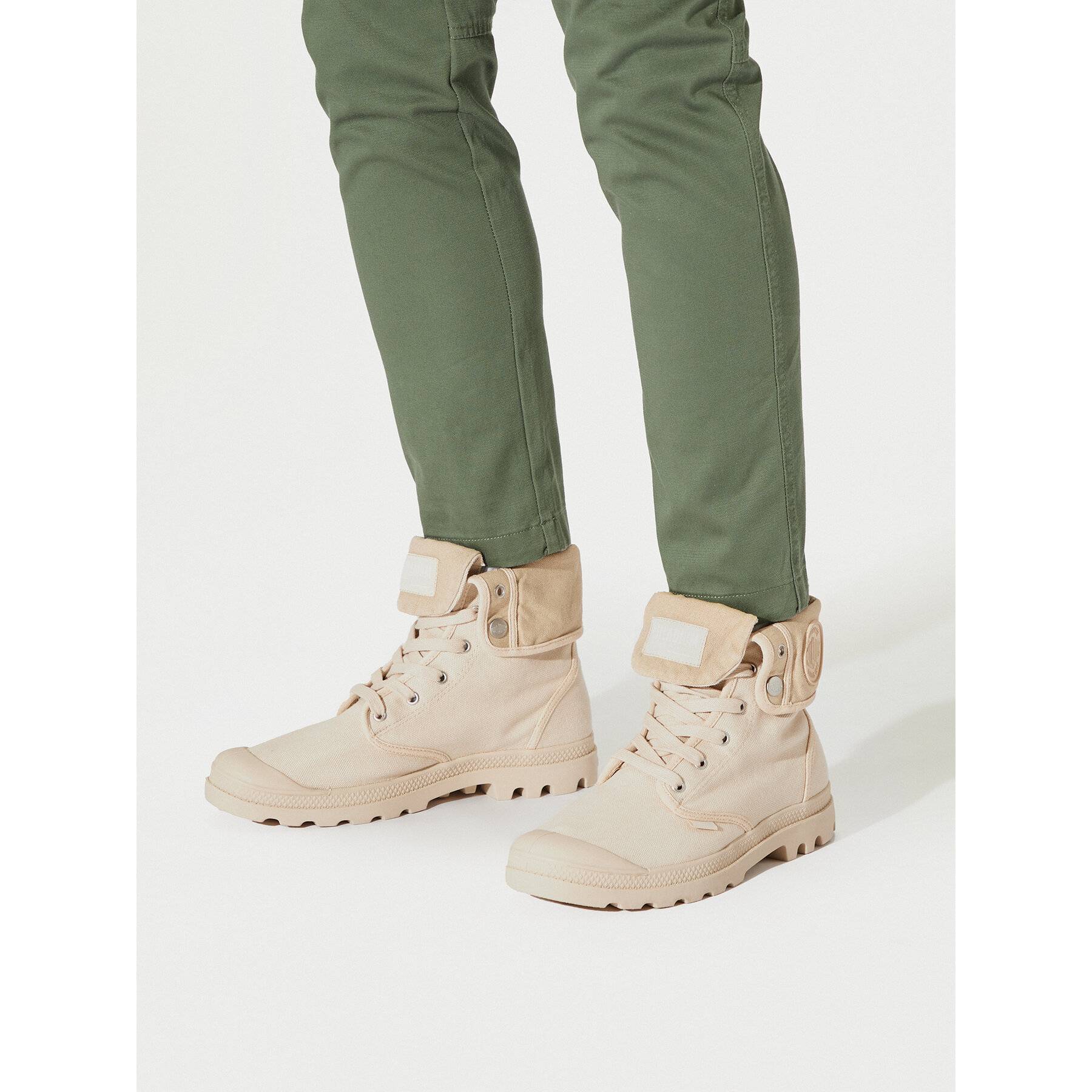 Pohodni čevlji Palladium Baggy 02353-221-M Bež