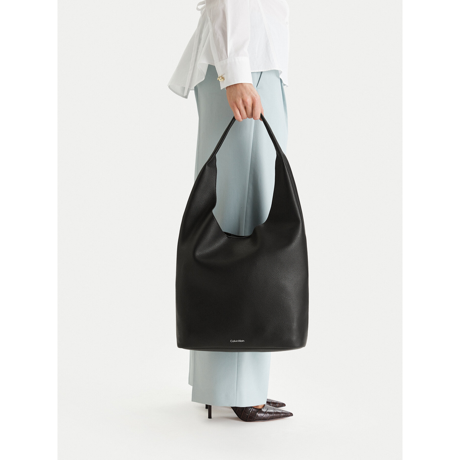 Дамска чанта Calvin Klein Slouchy Pebble Medium Bag LV04F3596G Черен