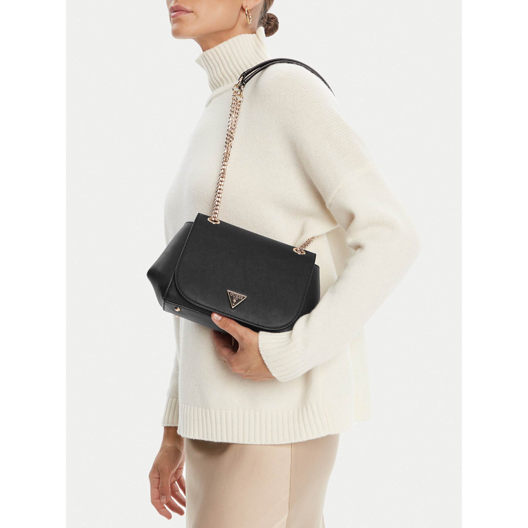 Дамска чанта Guess HWNG96 69210 Черен