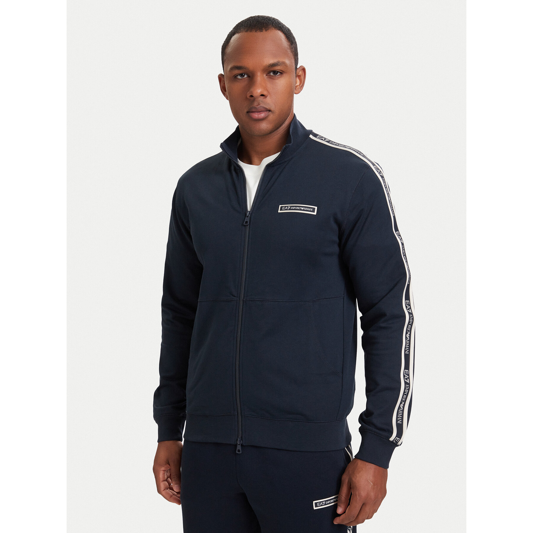 EA7 Emporio Armani Sweatshirt 7M002191 AF13512 UB102 Dunkelblau Regular Fit