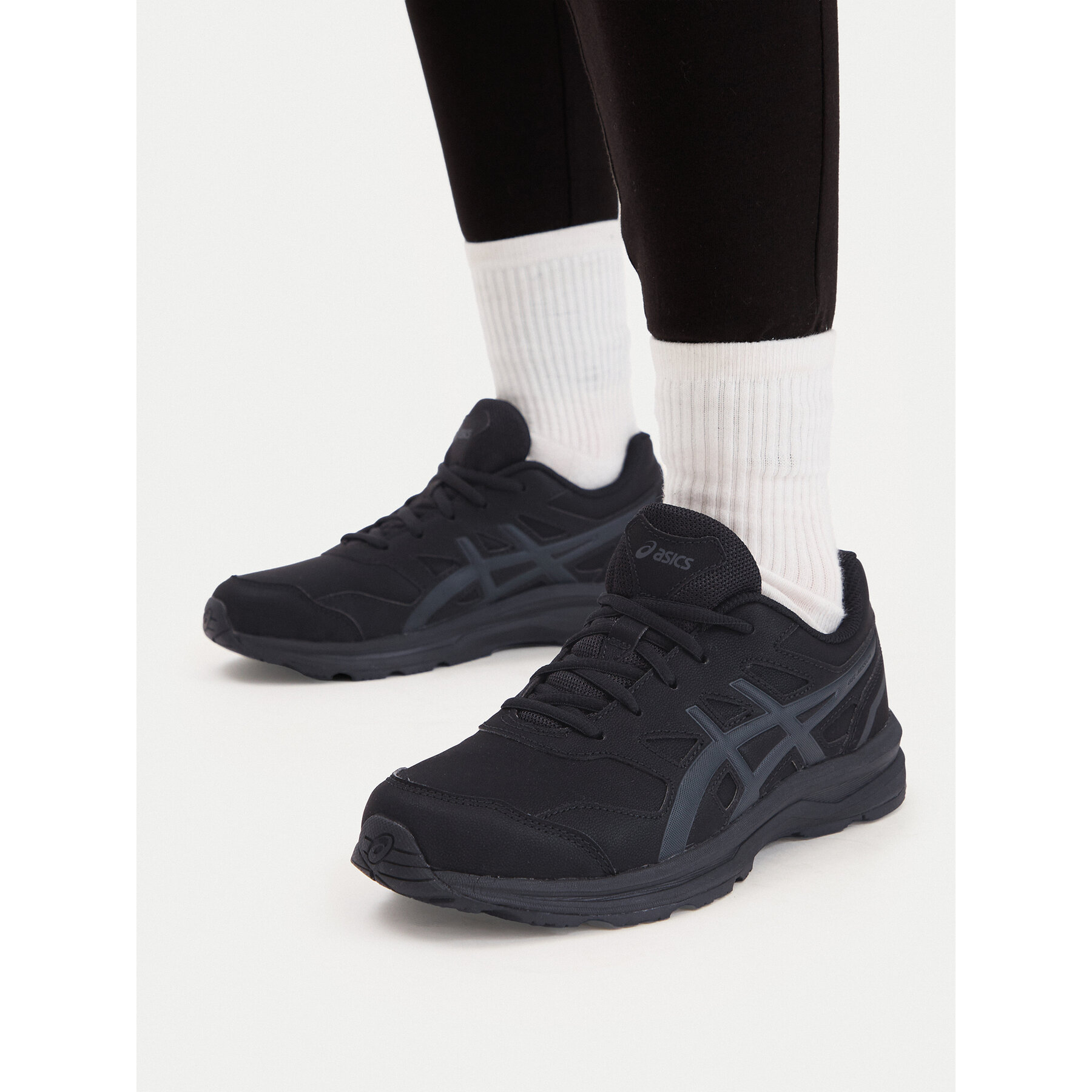 Sneakersy Asics Gel-Mission 3 1132A072 Čierna