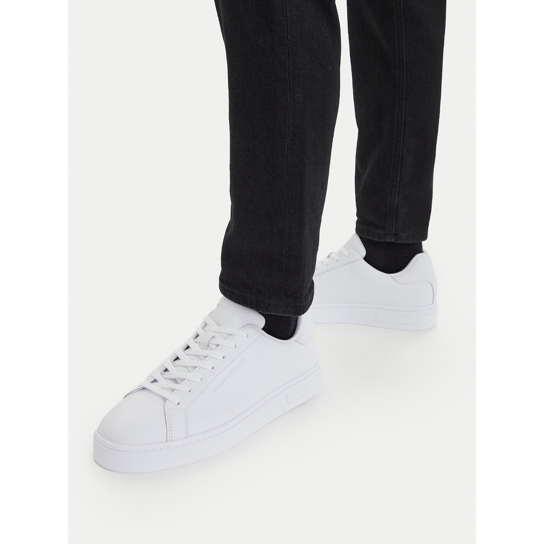 Tenisice Armani Exchange XM000141 AF11912 U0002 Bijela