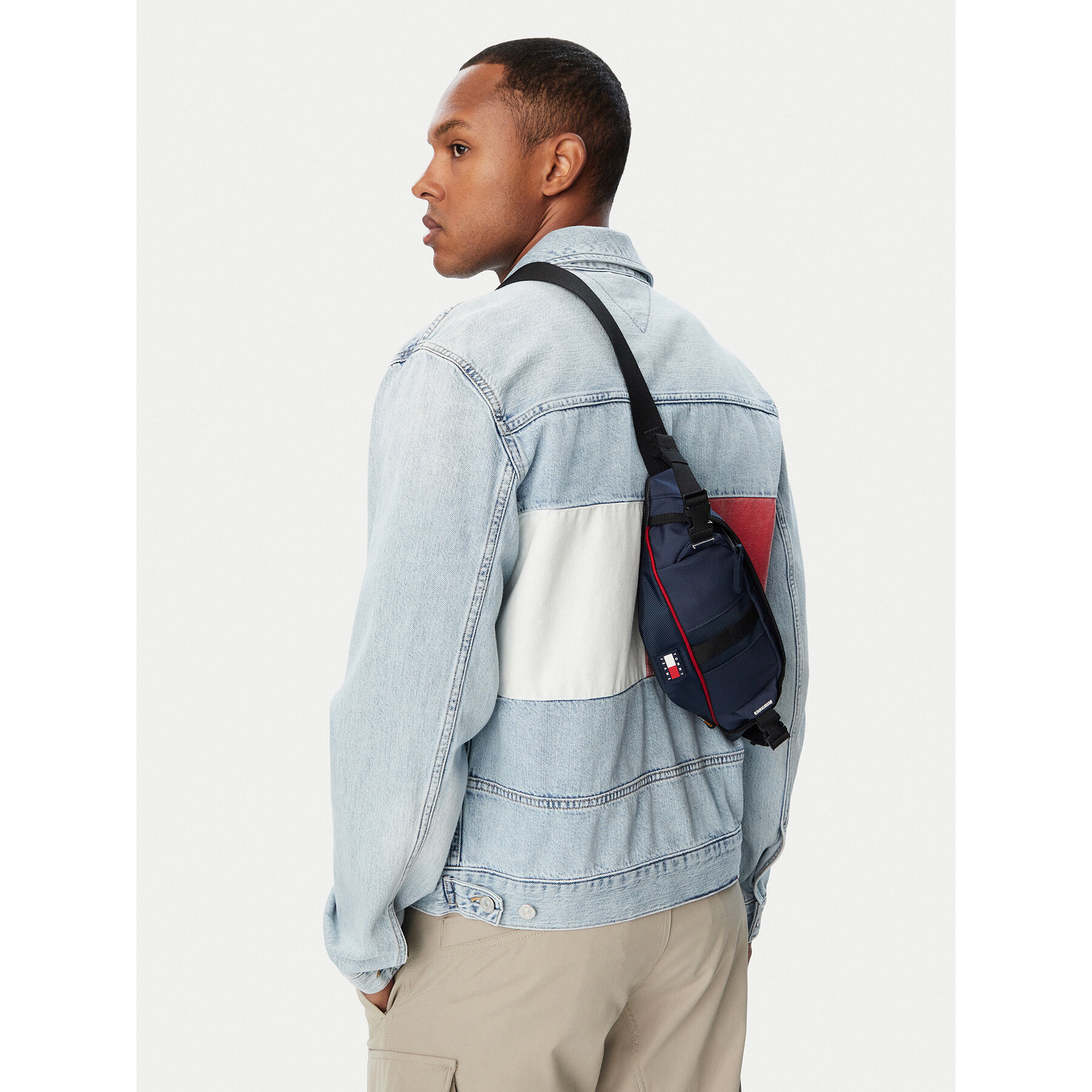 Torbica oko struka﻿ Tommy Jeans Tjm Outdoors Bumbag AM0AM14628 Tamnoplava