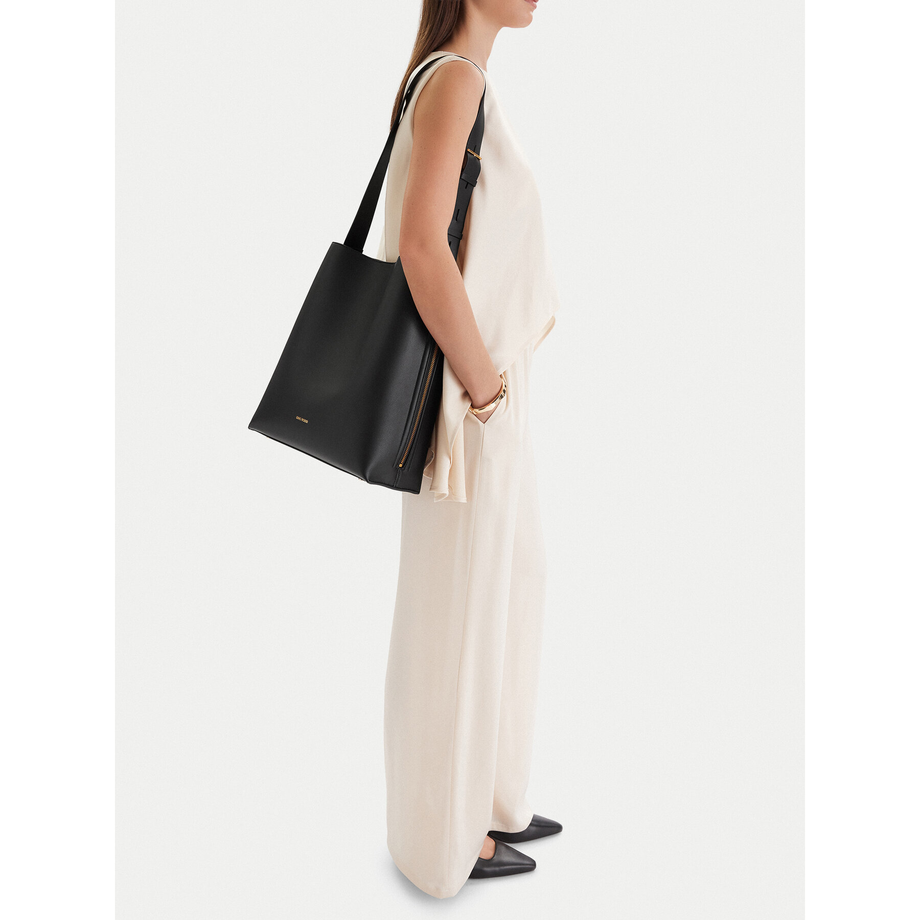 Дамска чанта GINO ROSSI C-WEN-3 Черен