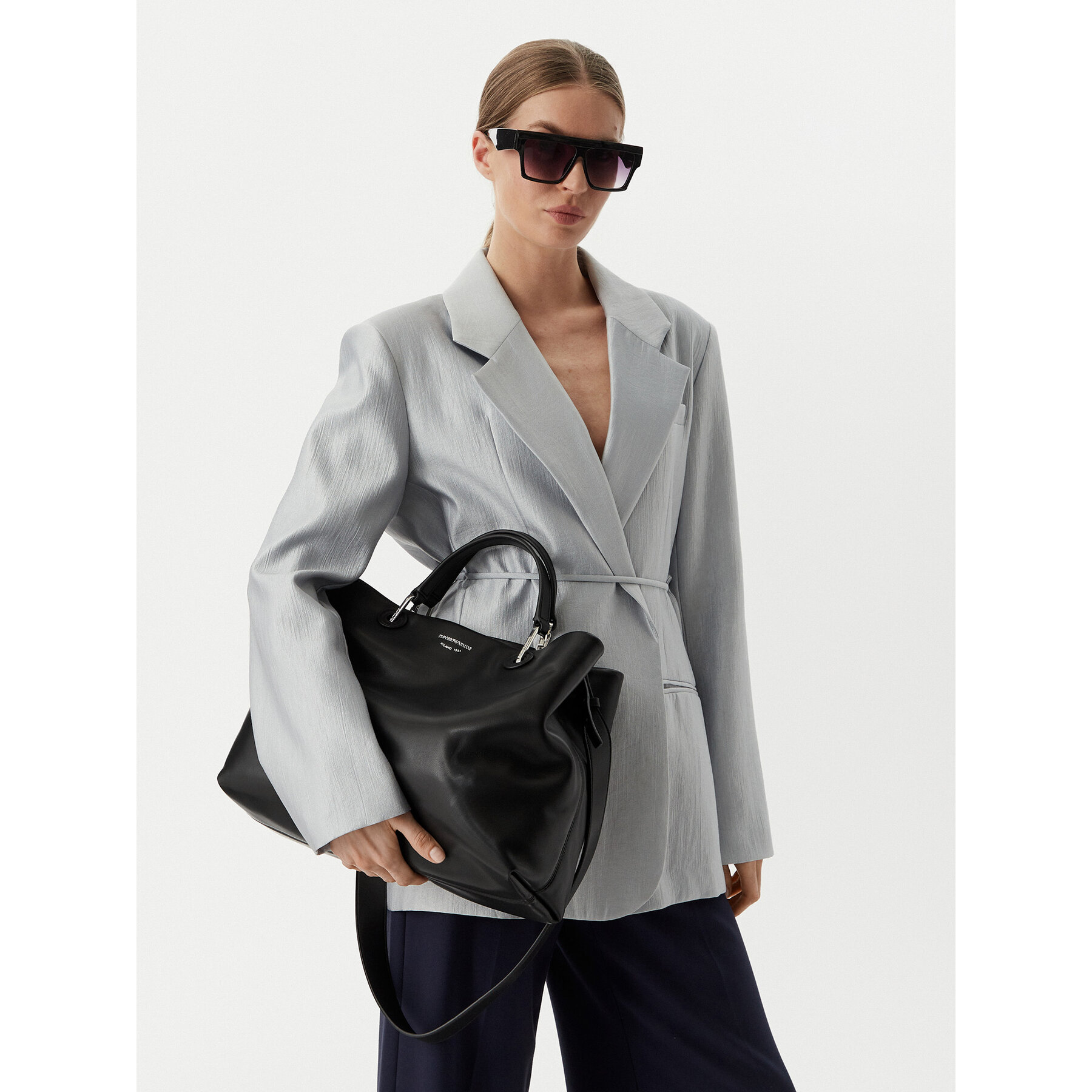 Geantă Emporio Armani EW000360 AF18673 UC001 Negru