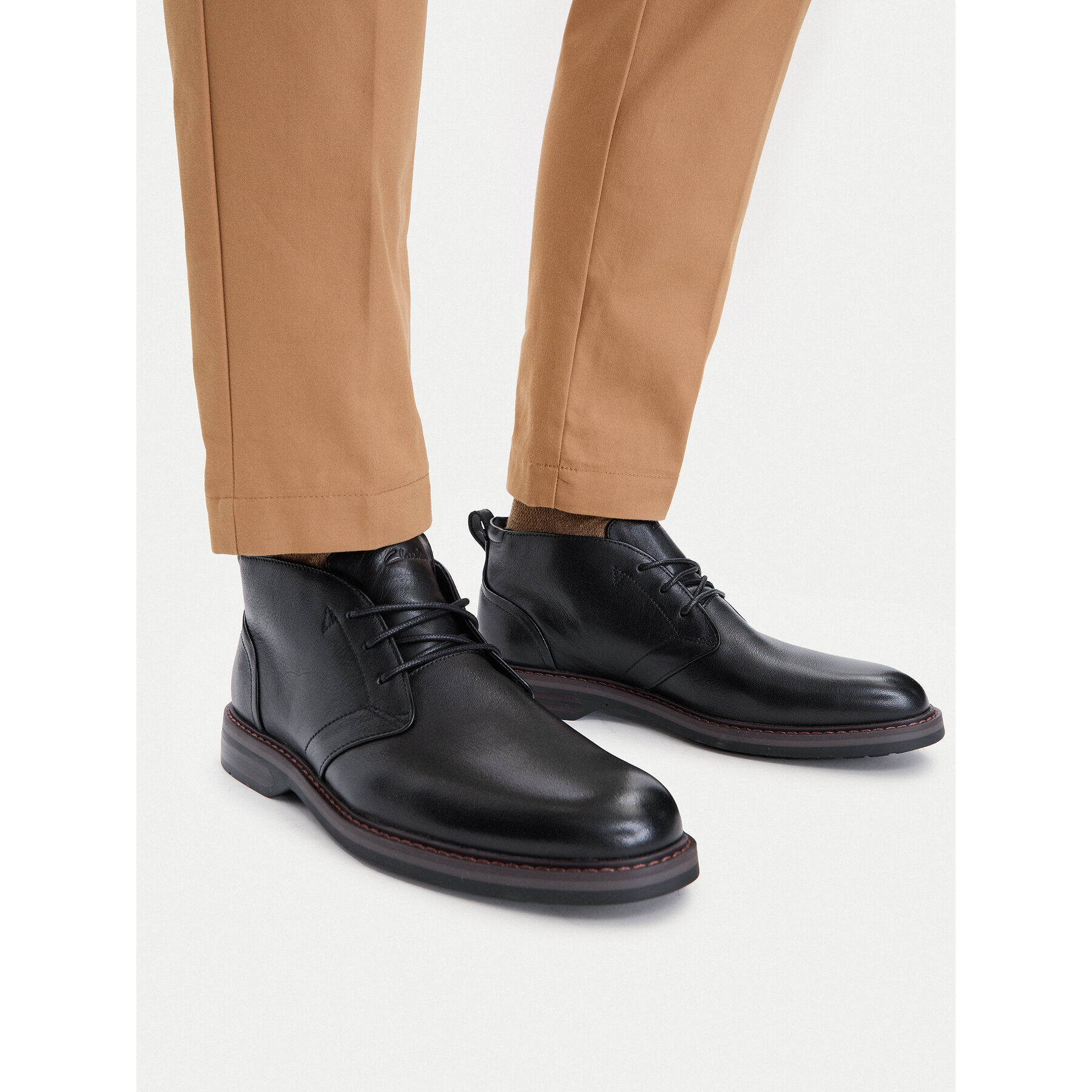 Puszābaki Clarks Aldwin2 Chukka 26329522 Melns