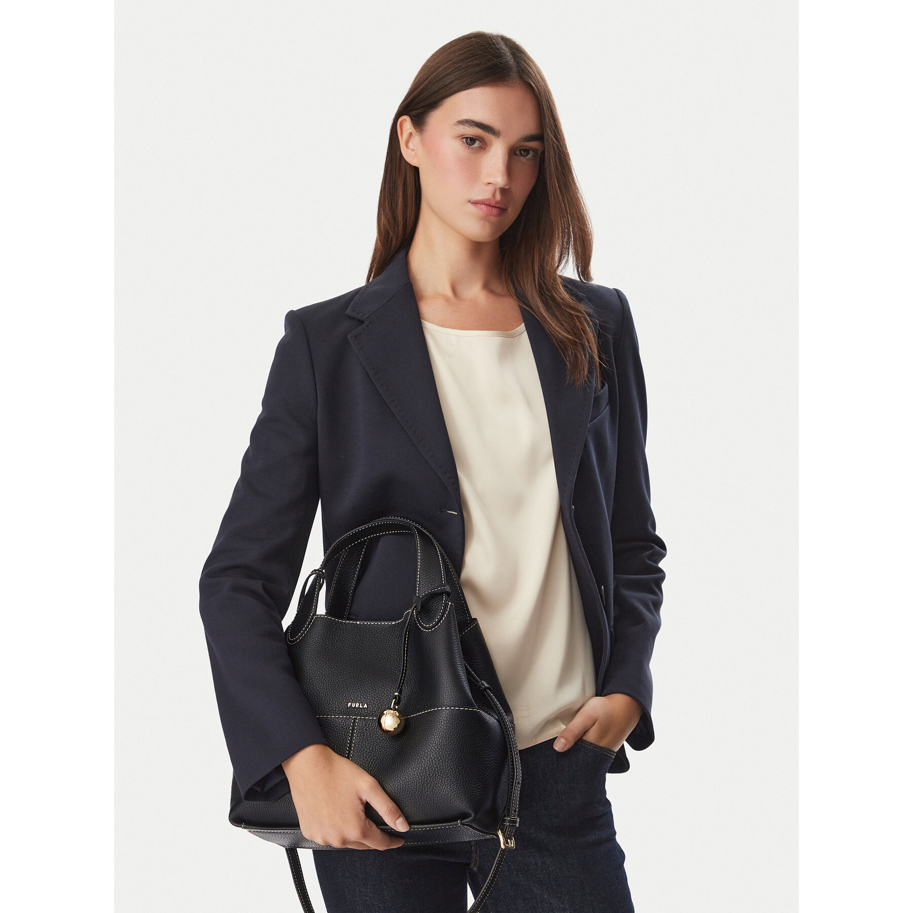 Дамска чанта Furla WB02225 HSF000 O6000 Черен
