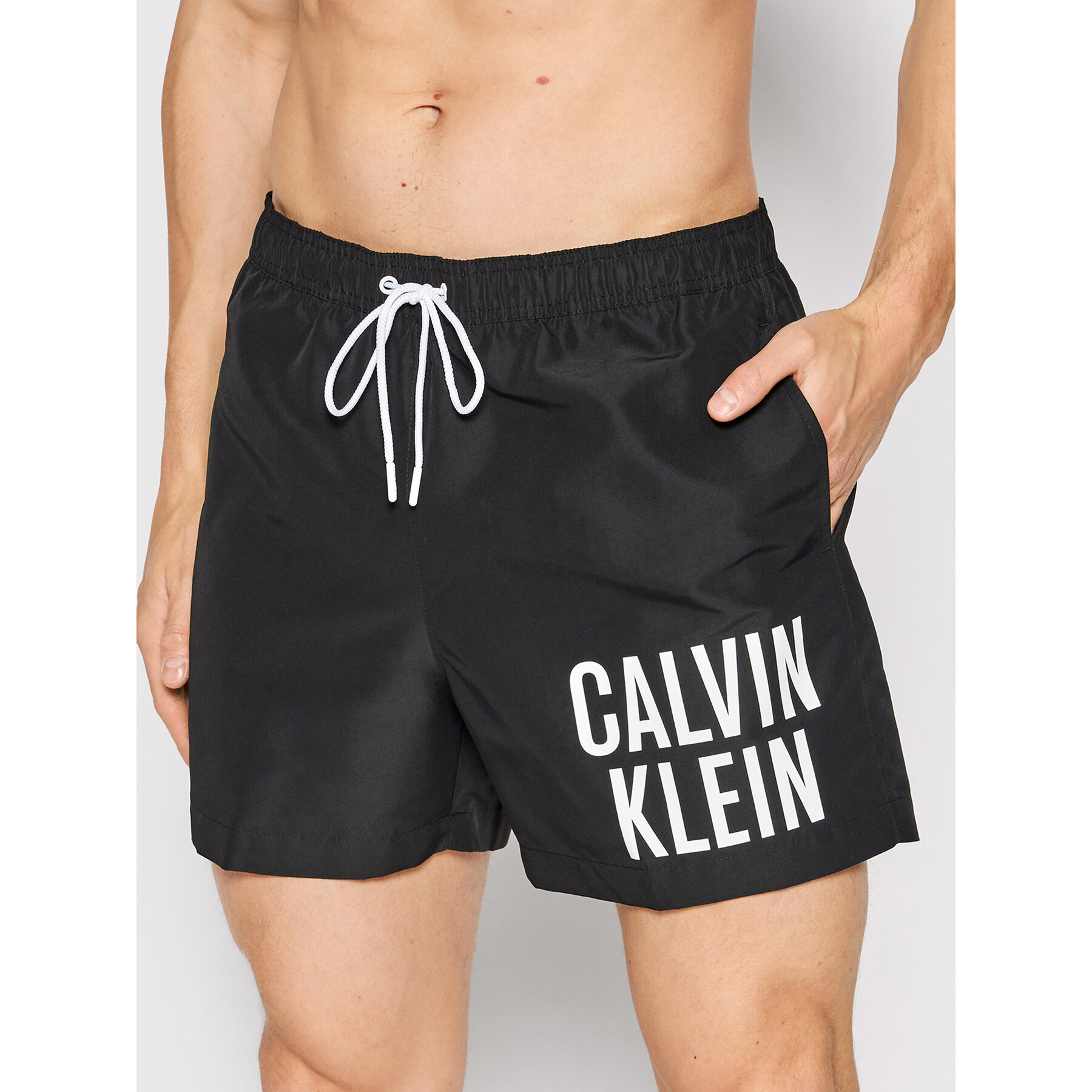 Calvin Klein Swimwear Badeshorts Medium KM0KM00739 Schwarz Regular Fit