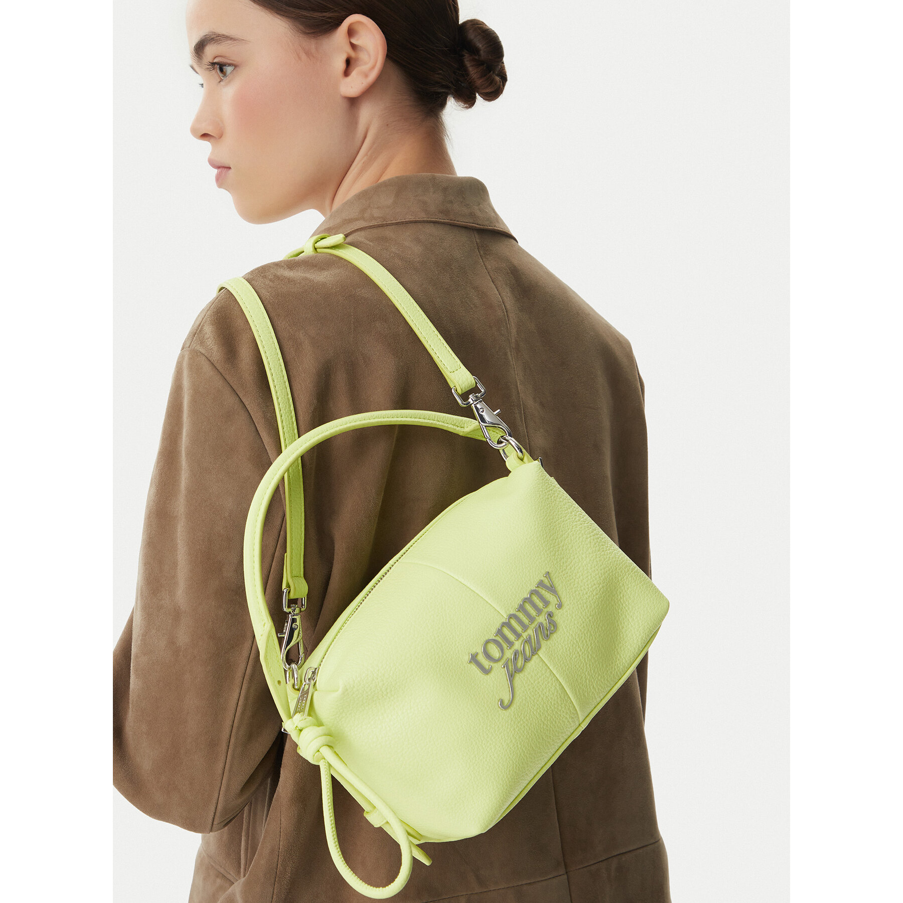 Geantă Tommy Jeans Metal Logo Crossbody Camera Bag AW0AW18470 Verde