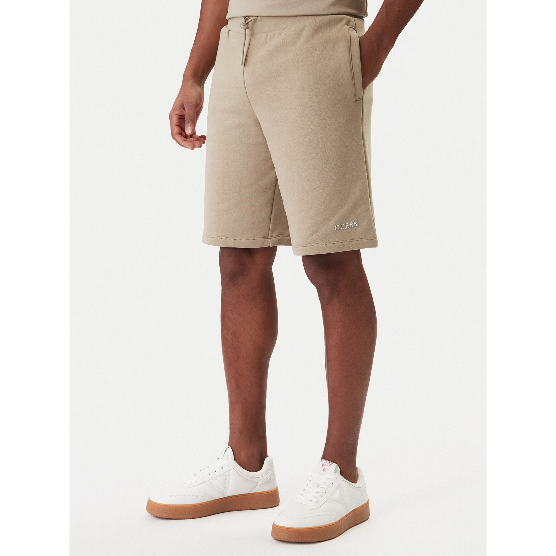 Guess Sportshorts Z6RD06 KAIJ1 Beige Regular Fit